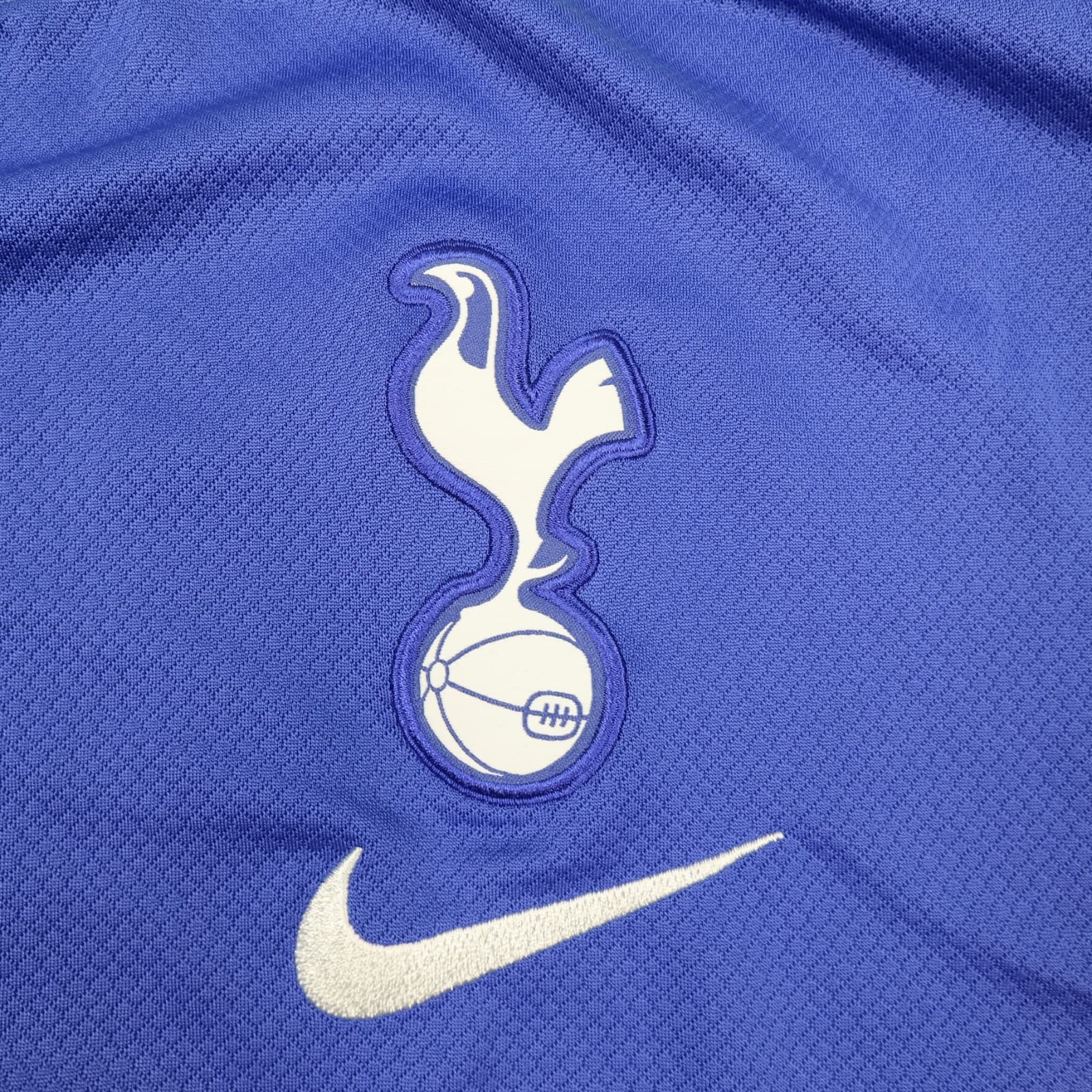 Tottenham Hotspur Shirt Medium Purple Away Kit 2020 2021 Soccer Jersey Hojbjerg photo 6