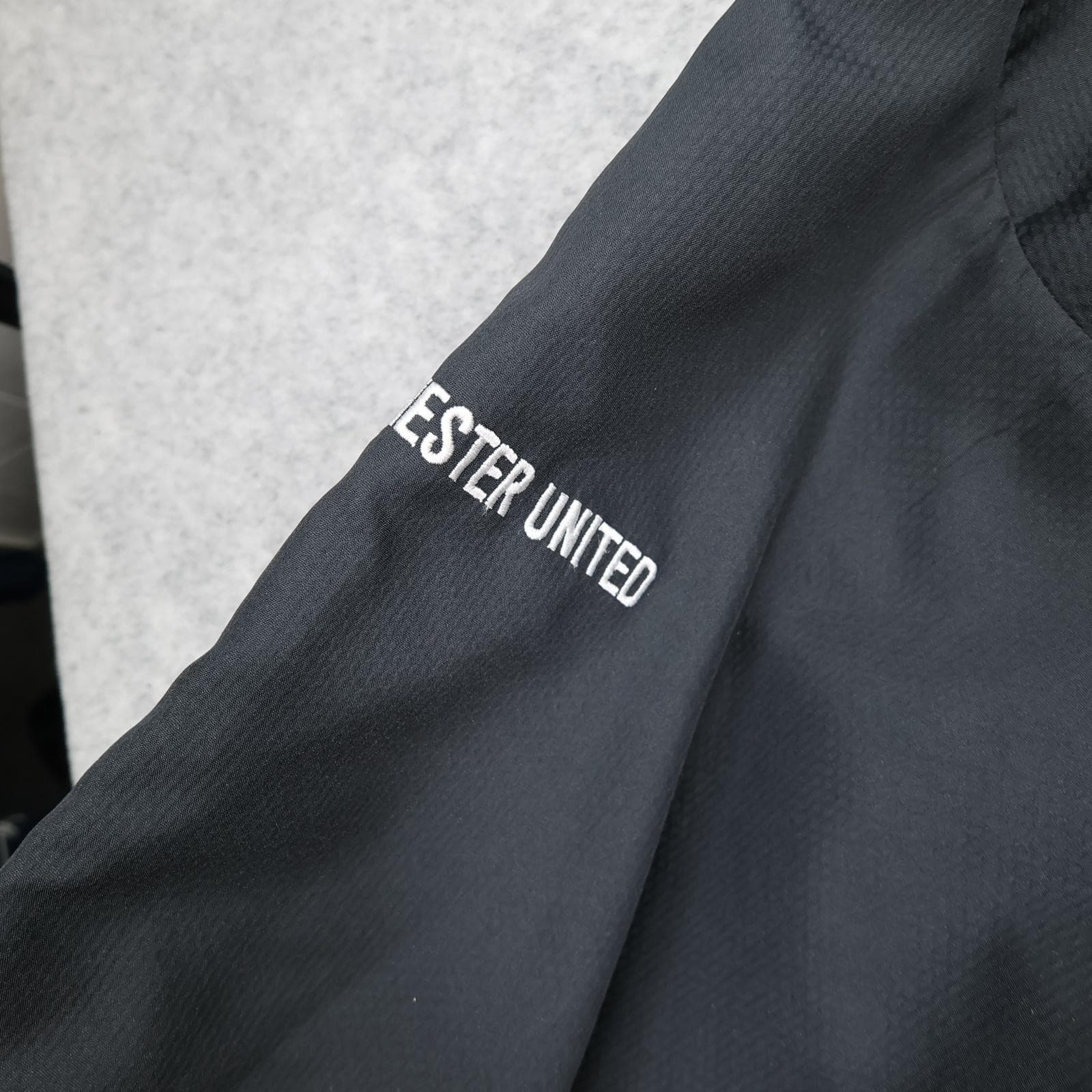 Manchester United Jacket Mens 2XL Black White EPL 2008 2009 Nike AIG Training photo 4
