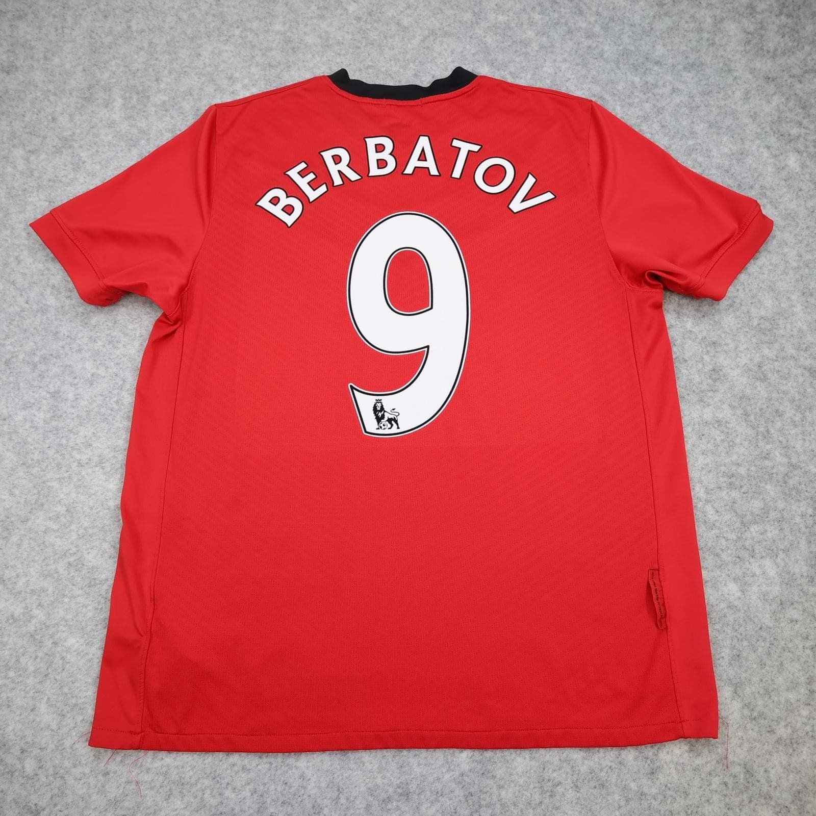 Manchester United Shirt Mens Large Red 2009 2010 Football Nike AIG Berbatov 9