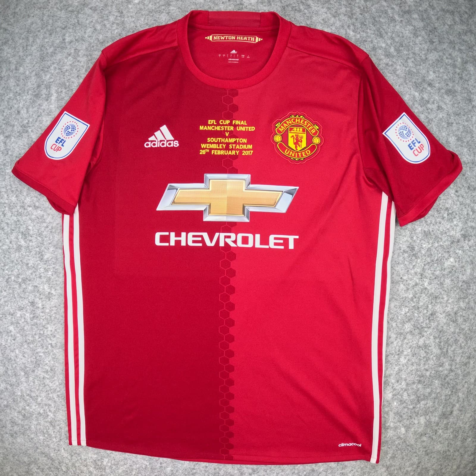 Manchester United Football Shirt Large Red 2016 17 adidas Ibrahimovic Jersey photo 2