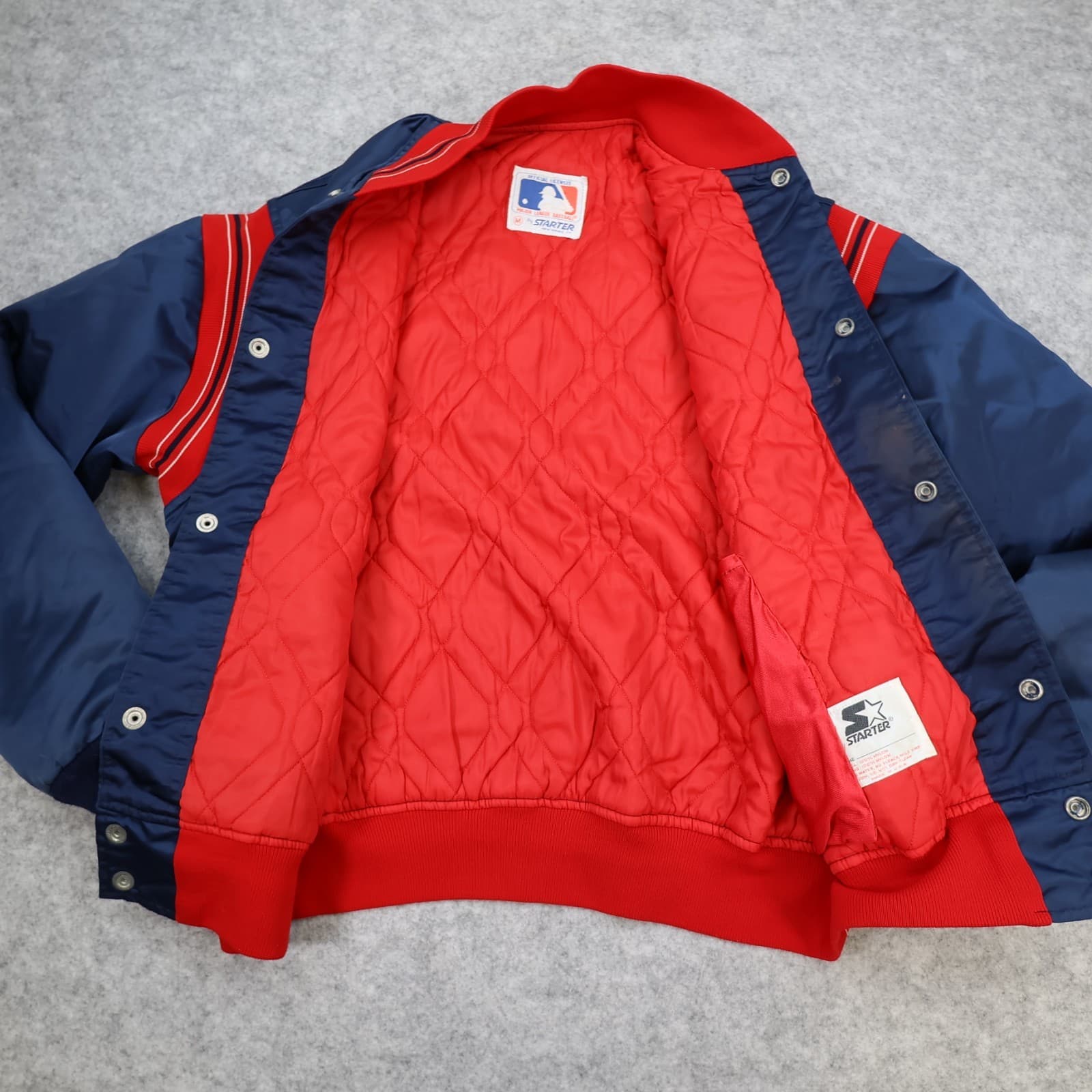 Vintage Cleveland Indians Varsity Jacket Medium Satin 1980s Starter Baseball photo 2