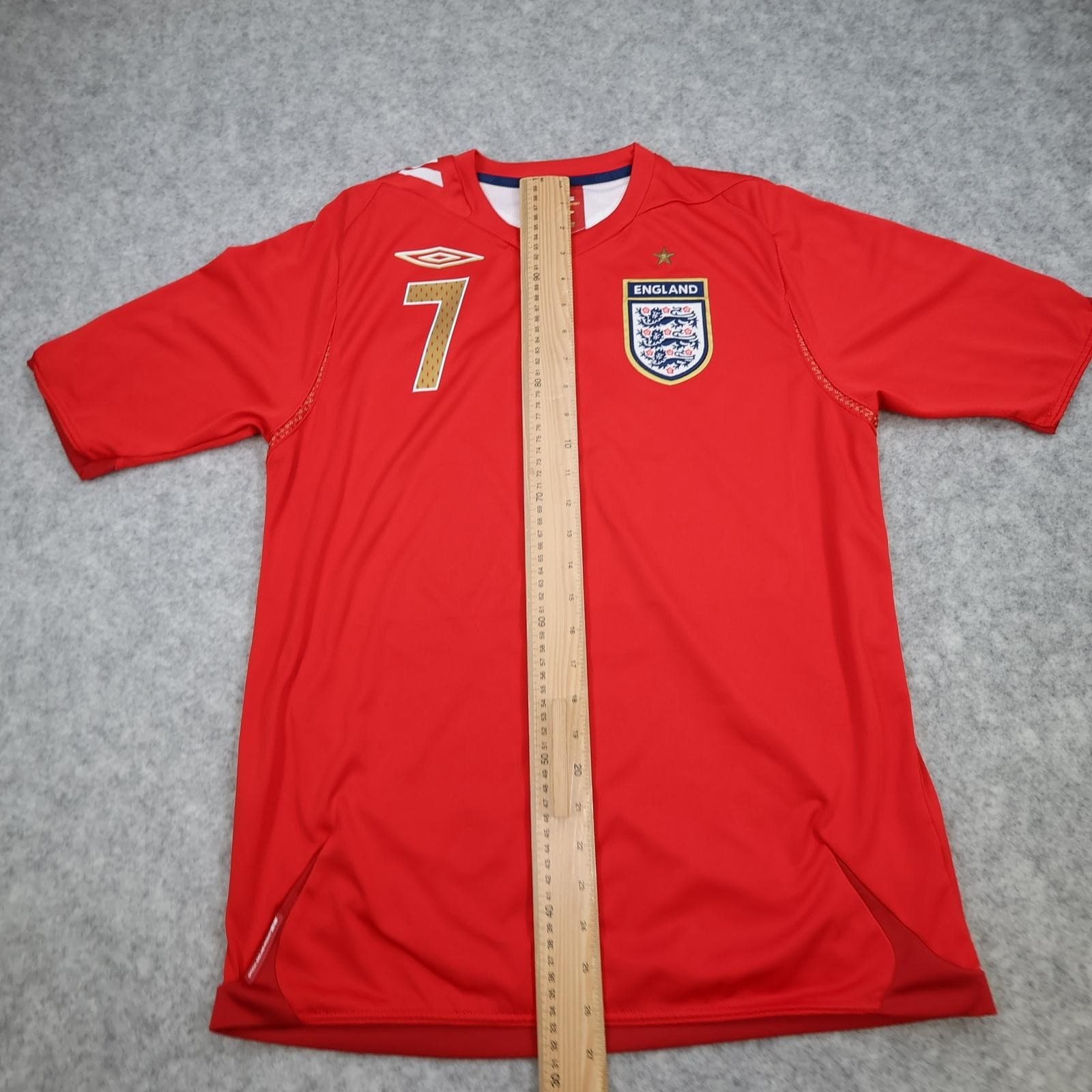 England Away Shirt Mens Medium Red 2006 2008 Football Umbro Beckham 7 Jersey photo 12