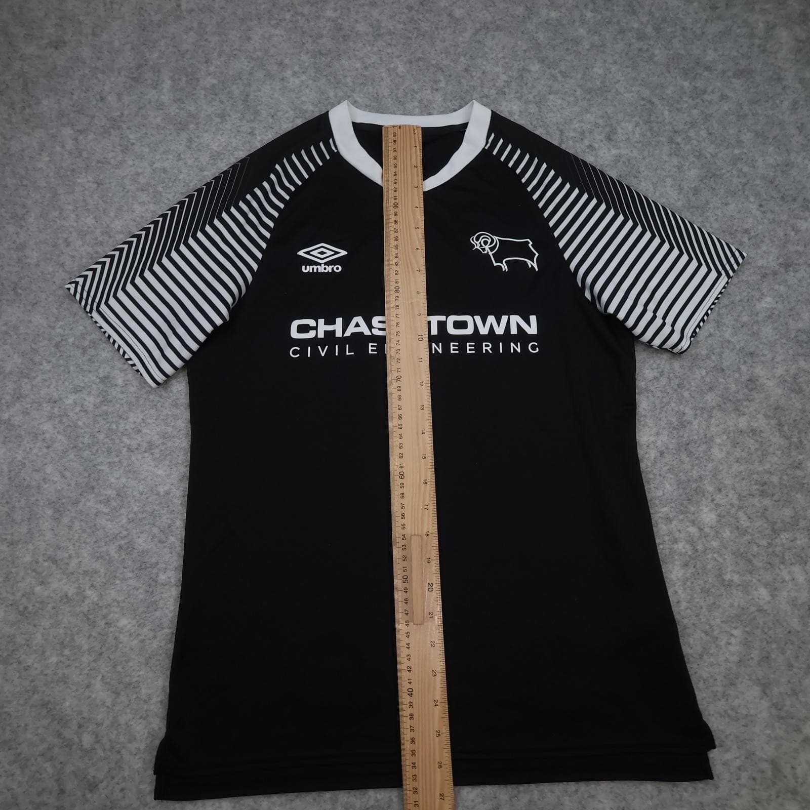 Derby County Training Shirt Mens Medium Black EFL Football Umbro Chasetown photo 12