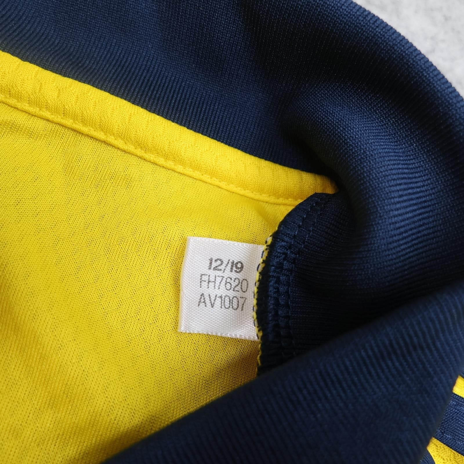 Sweden Home Shirt Mens Medium Yellow 2020 2021 Football Adidas AEROREADY Jersey photo 6