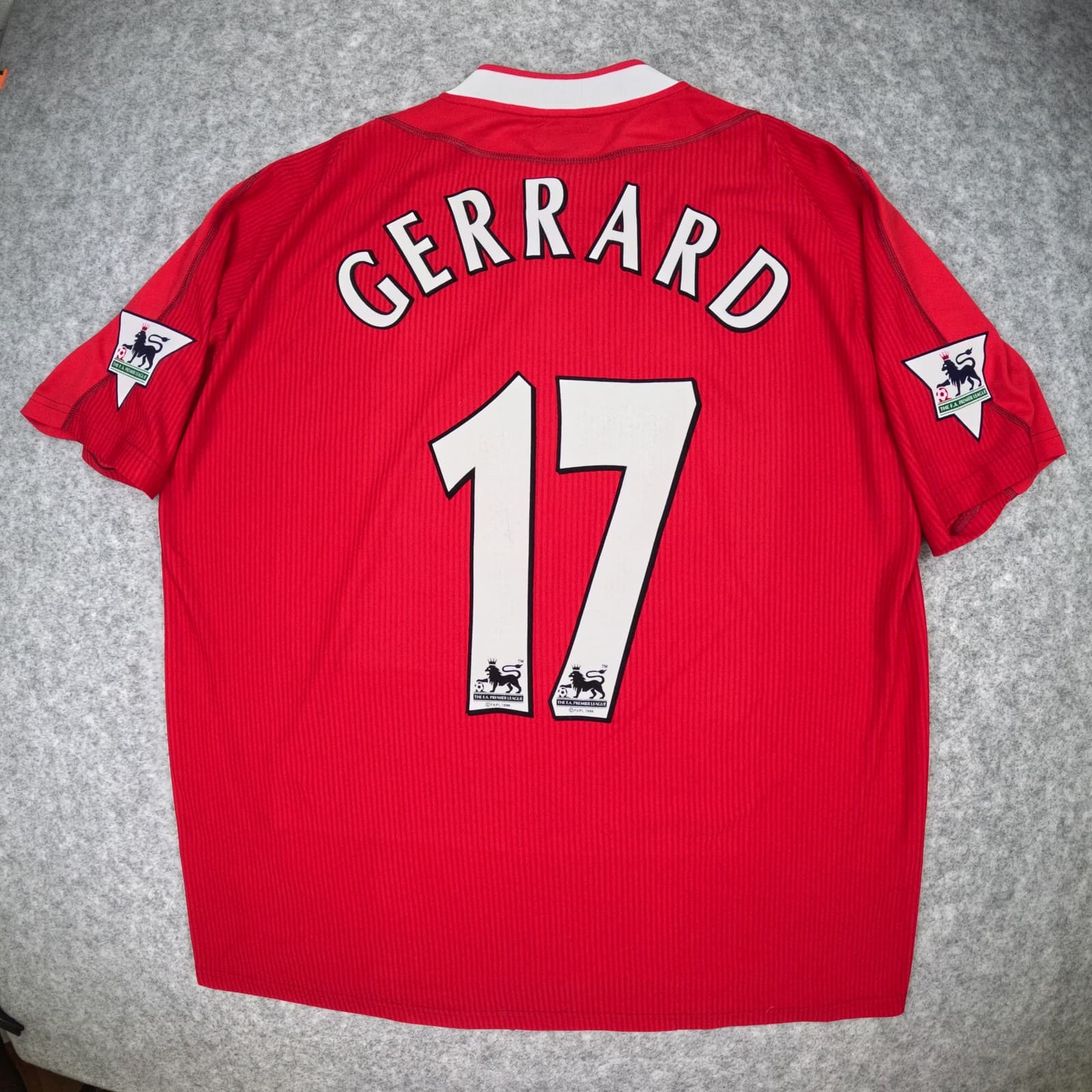 Liverpool Football Shirt Red Home 2002 2004 Reebok Gerrard 17 Soccer Jersey