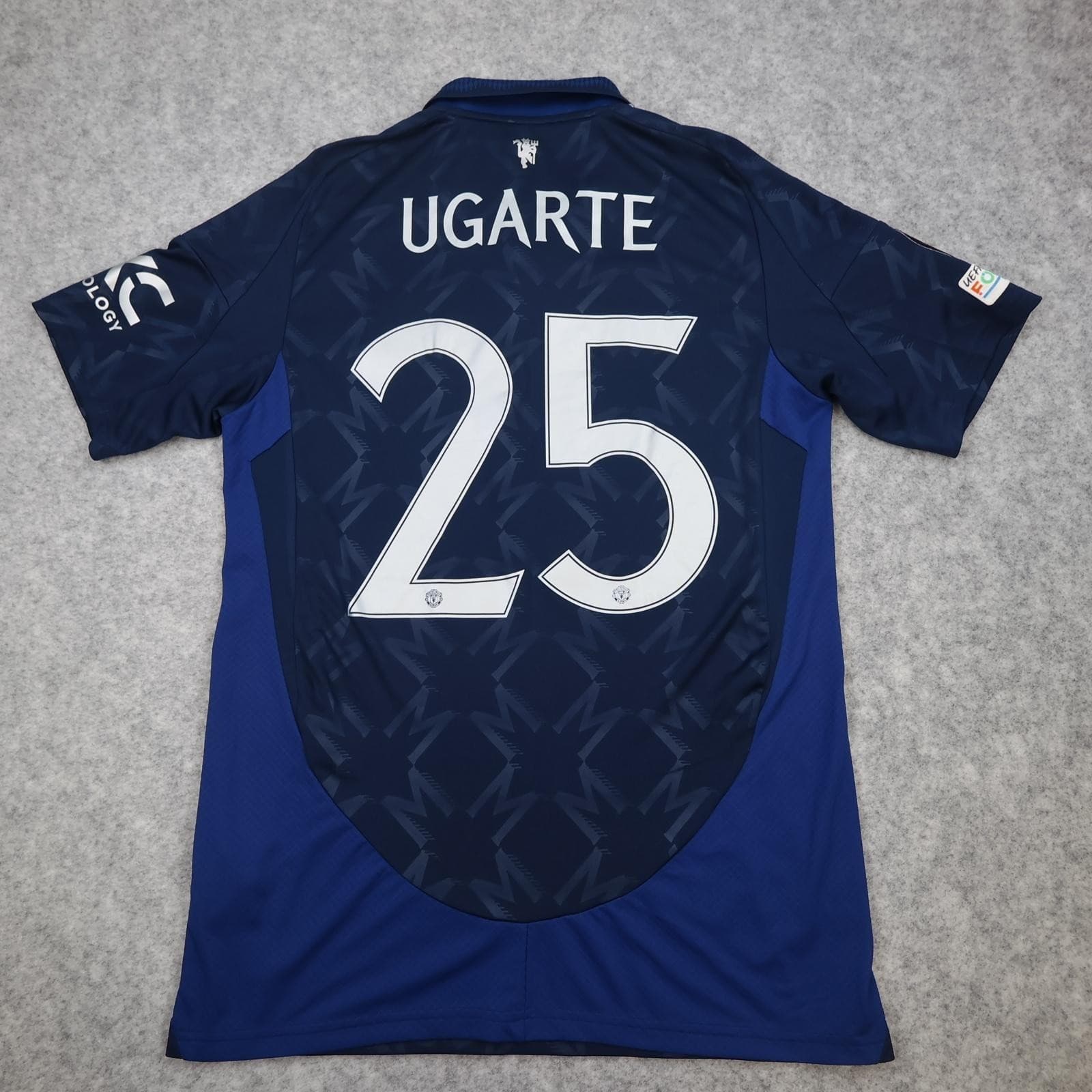 Manchester United Shirt Mens Medium Blue 3rd Kit 2024 2025 Adidas Snapdragon