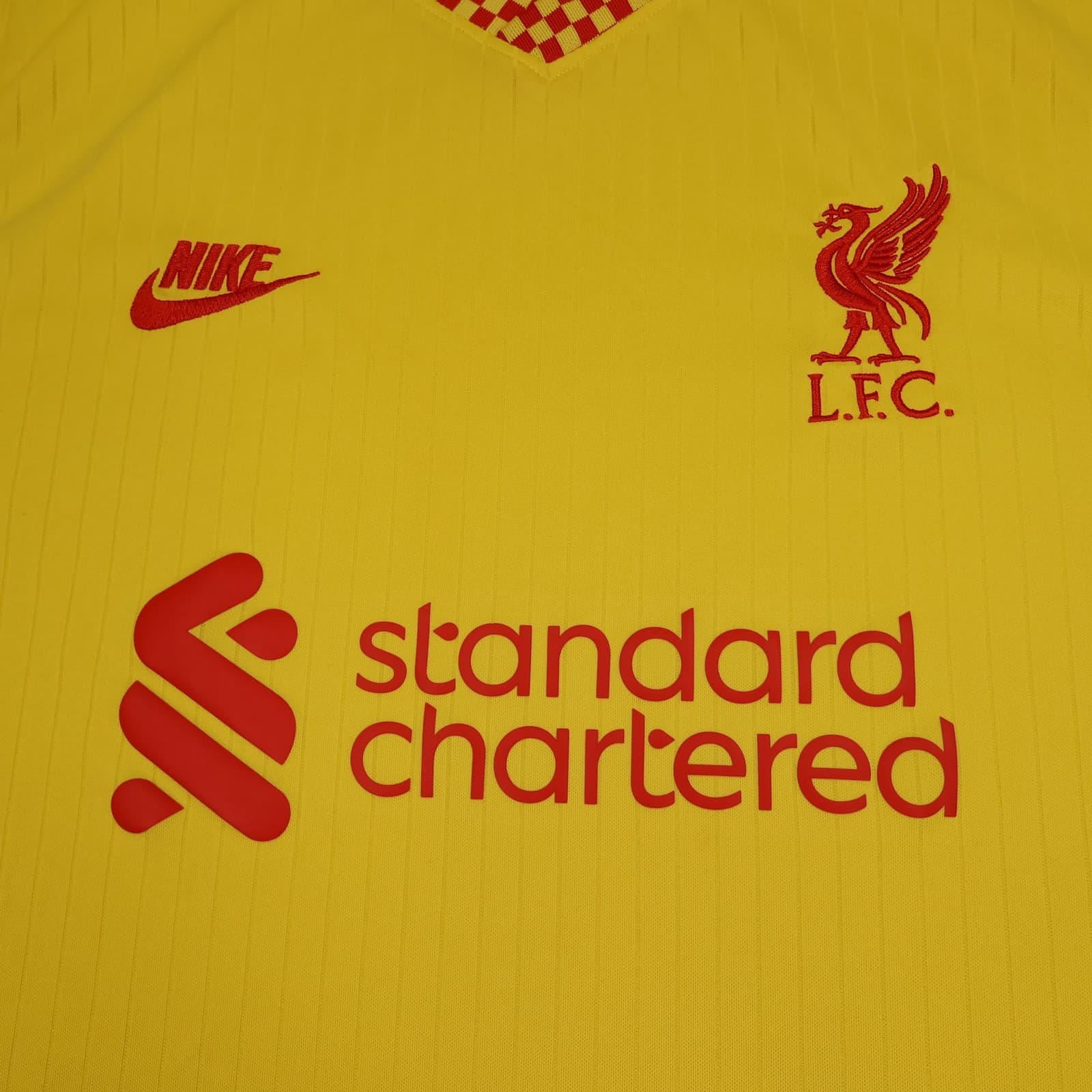 Liverpool Shirt Mens Large Yellow Third 2021 2022 Football Nike Soccer Jersey photo 3