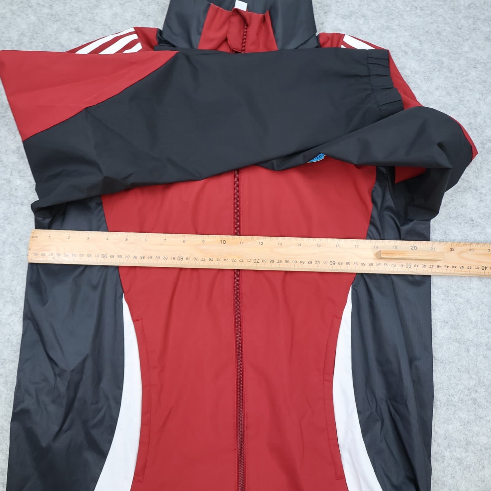 Newcastle United Jacket Small Red Lightweight Rain Coat 2024 2025 Adidas photo 8