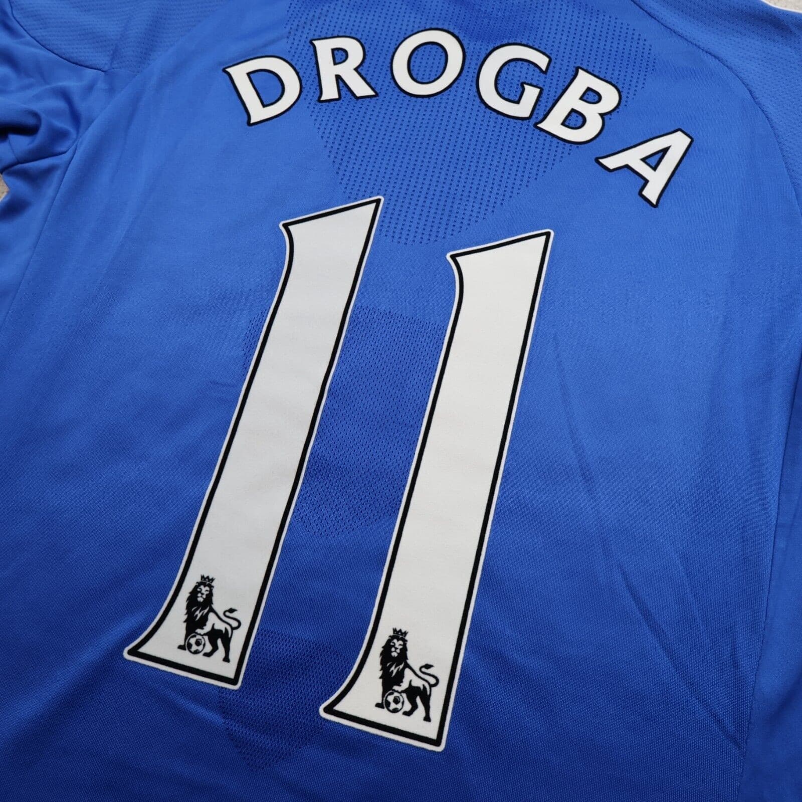 Chelsea Shirt Medium Blue Home Kit 2010 2011 Soccer Jersey Didier Drogba 11 photo 7
