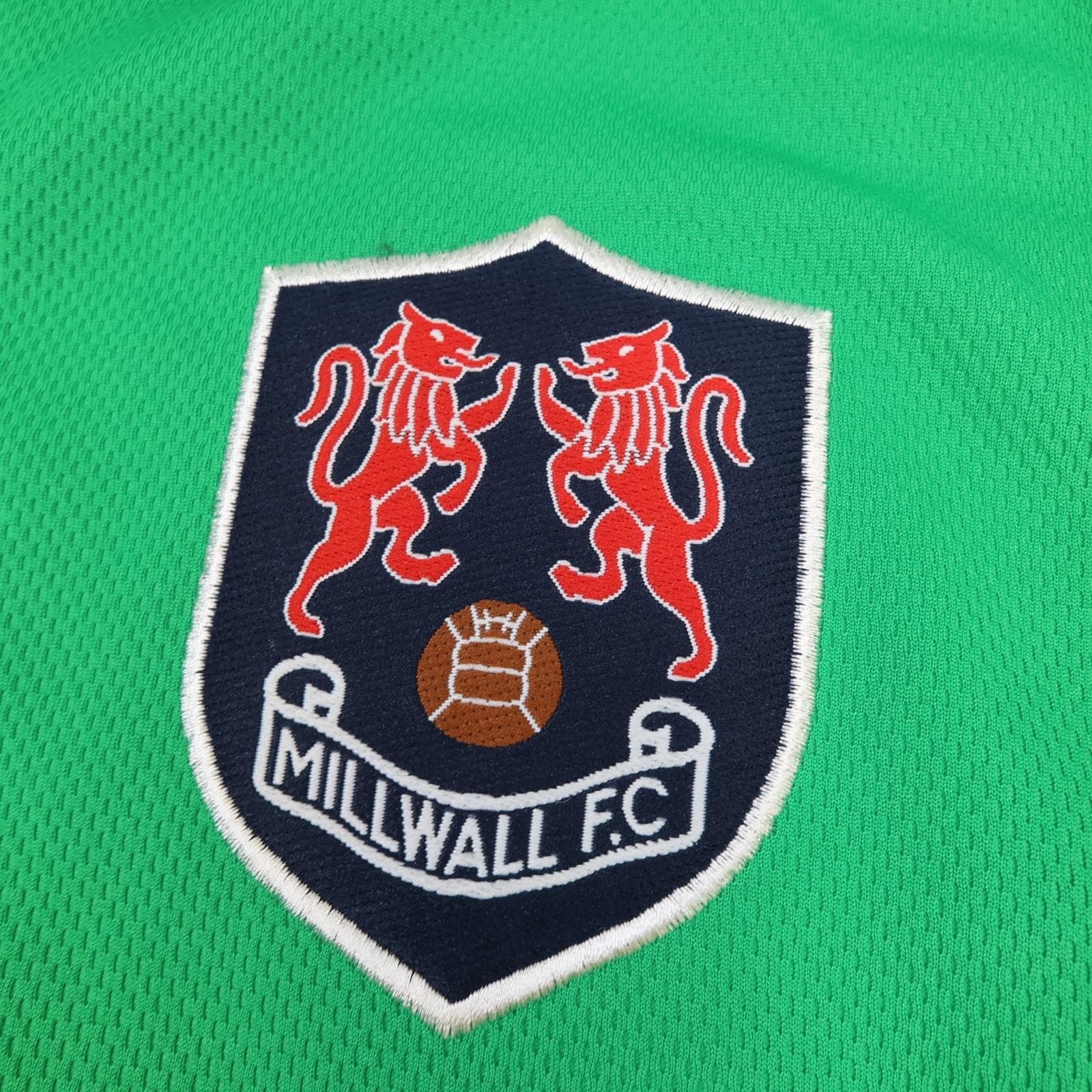 Vintage Millwall Goalkeeper Shirt Mens 2XL Green Asics LIVETV Norwegian 1998 99 photo 6