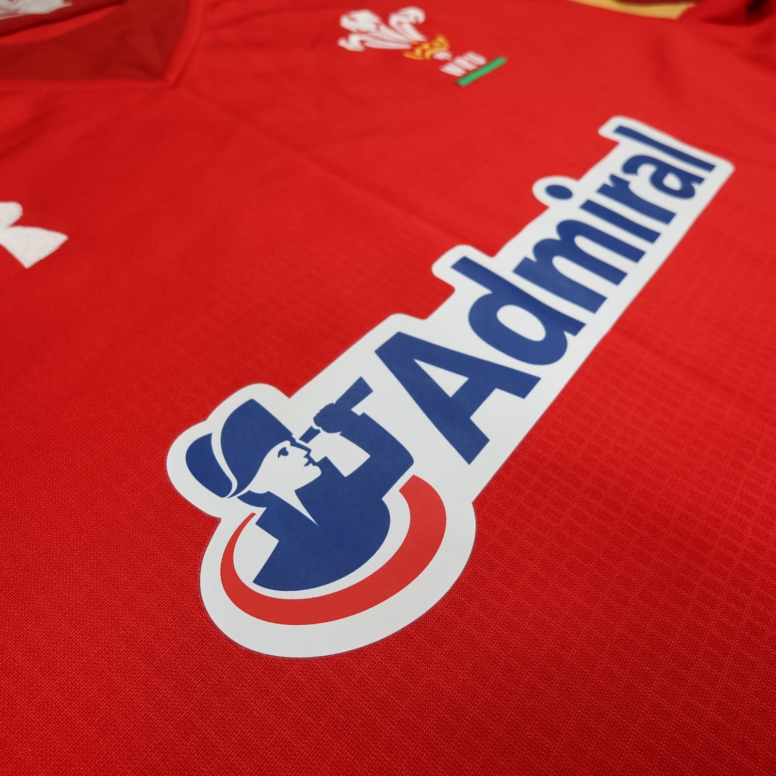 Wales Rugby Shirt Mens XL Red Rugby Union Under Armour Admiral 2016 Jersey photo 8