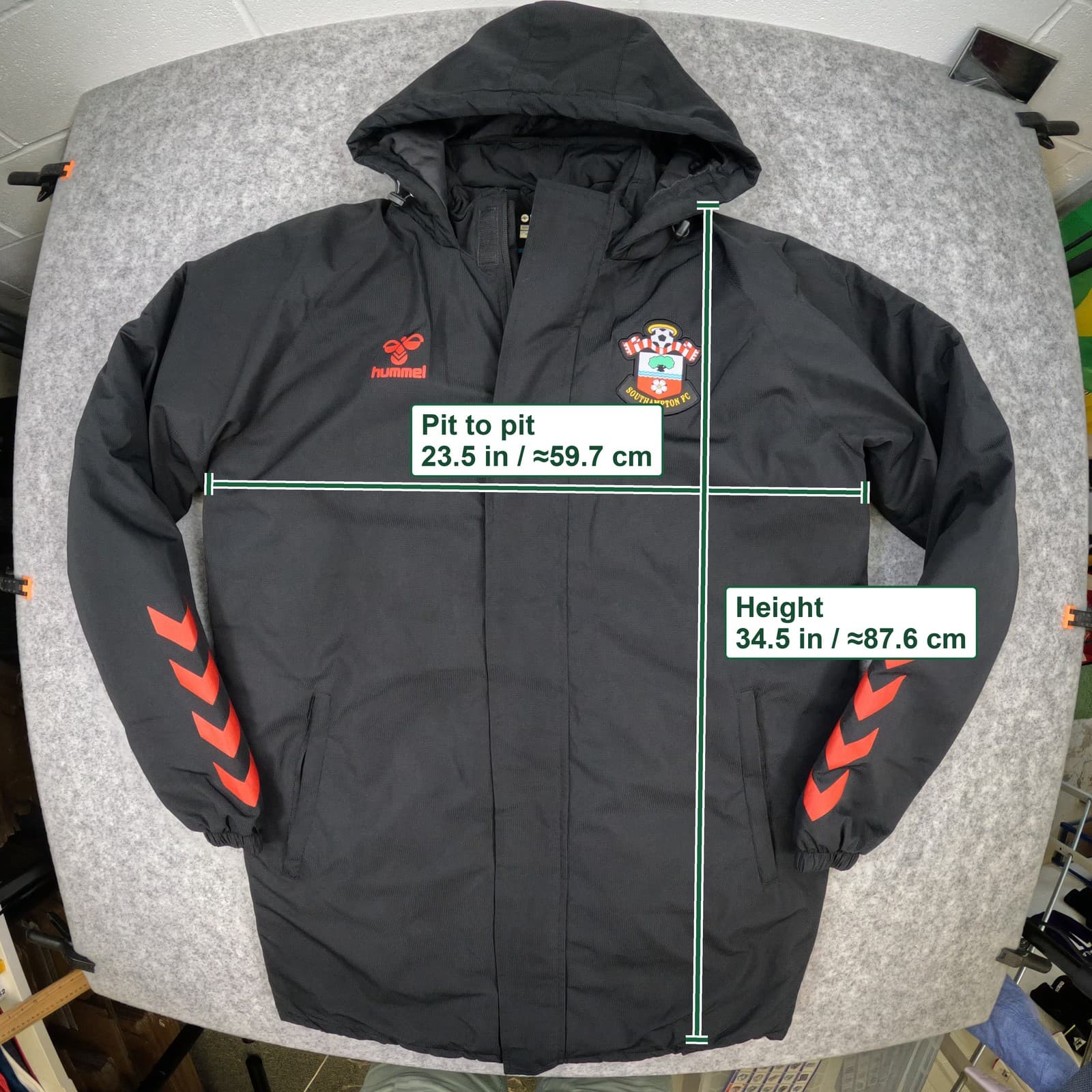 Southampton FC Hooded Parka Jacket Black 2021 2022 Hummel Long Sleeve Coat photo 3