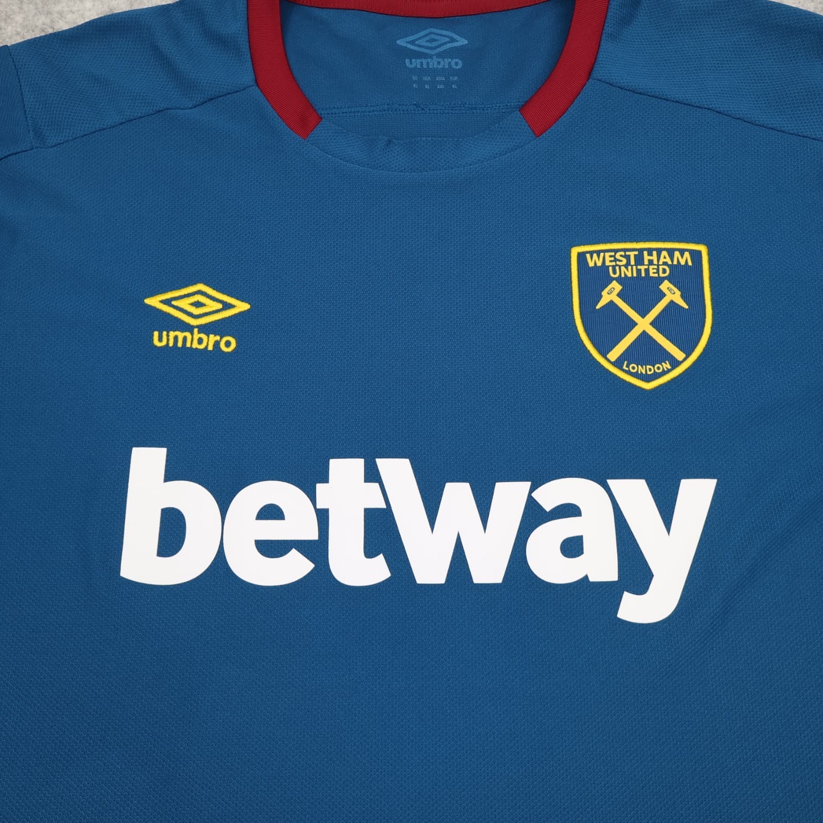 West Ham Shirt Extra Large Blue 2018 2019 Umbro Away Shirt Soccer Jersey photo 3