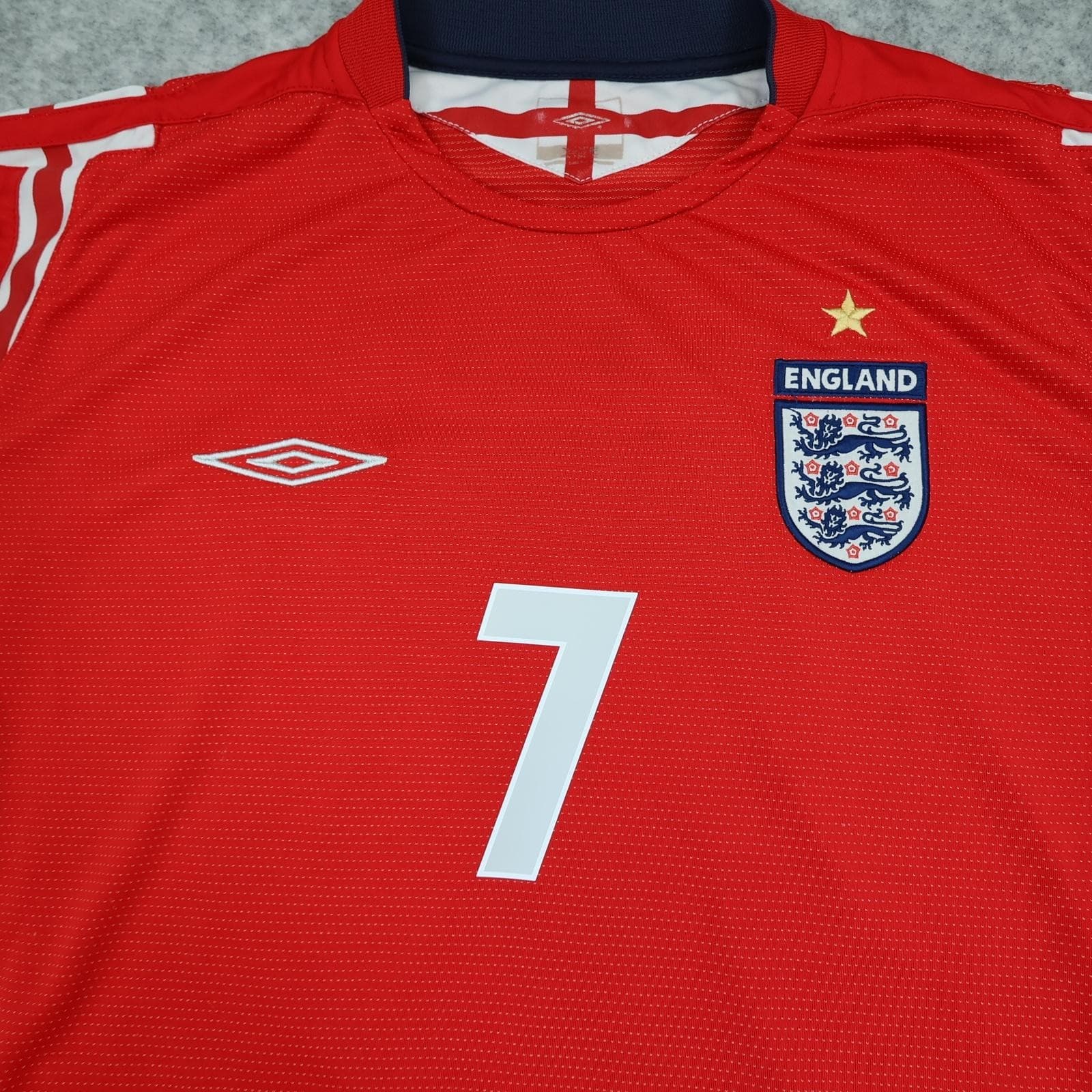 Vintage England Away Shirt Mens 2XL Red 2004 2006 Soccer Jersey Umbro Beckham photo 6