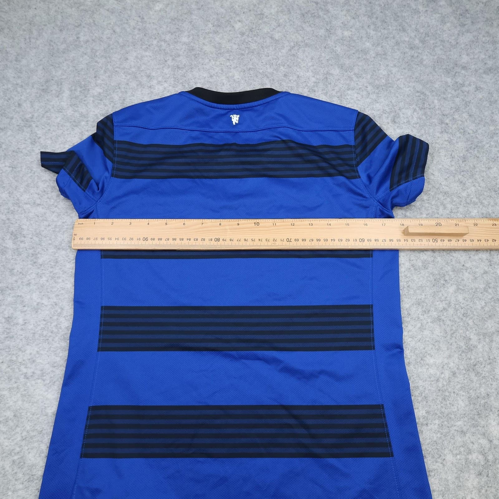 Manchester United Away Shirt Womens Small Size 10-12 Blue 2011 2012 Nike Jersey photo 7