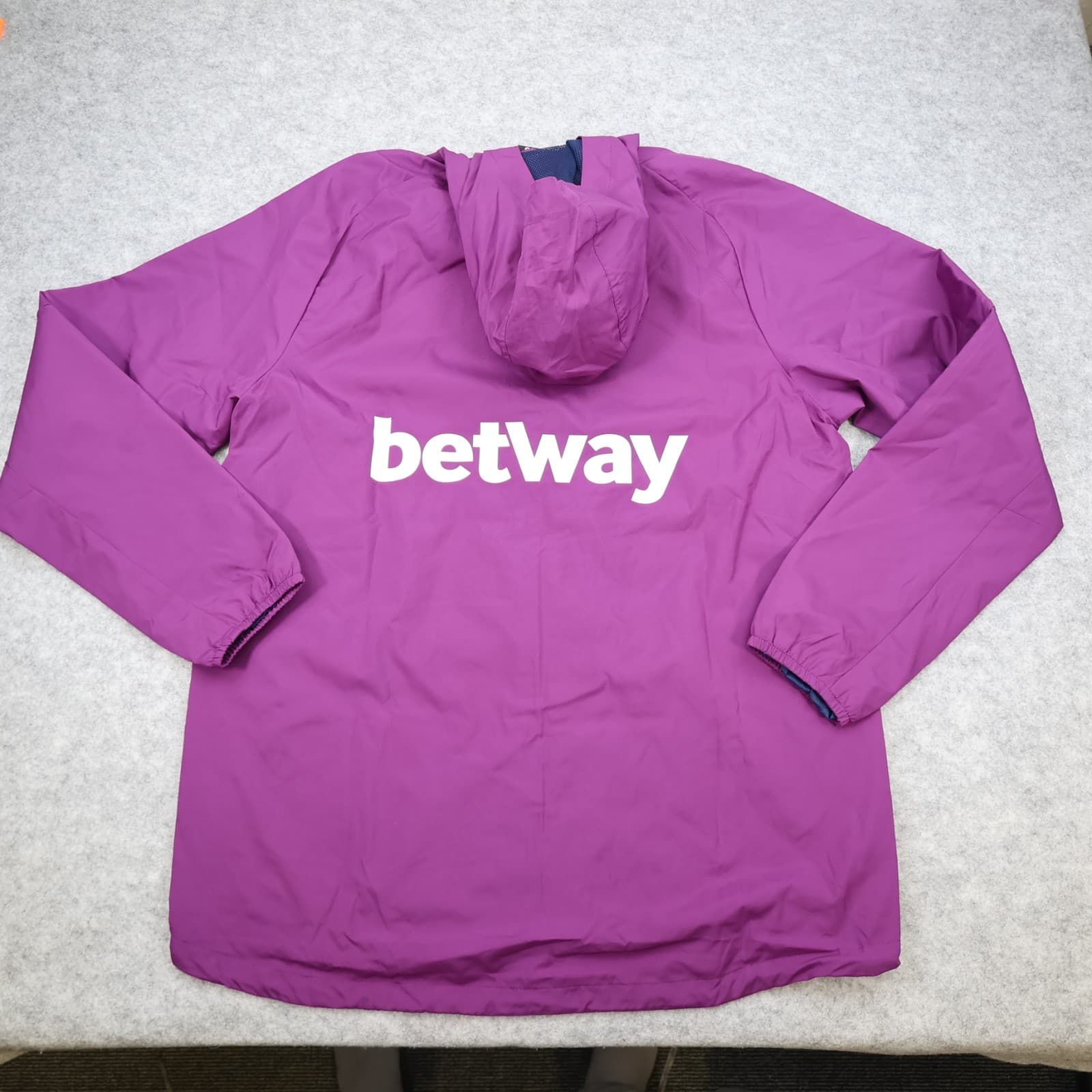 West Ham United Jacket Extra Large Purple Jacket Umbro 2018 2019 photo 2