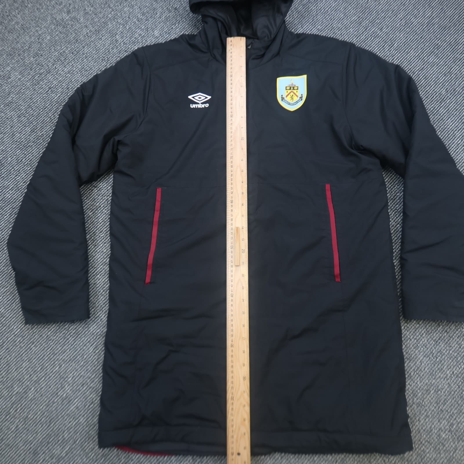 Burnley Jacket Extra Large Black Winter Umbro 2019 2020 Padded Long Bench Coat photo 9