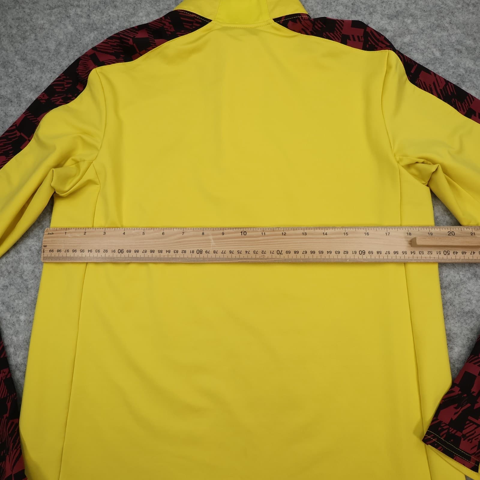 Burnley Football Jumper Medium Top 1/4 Zip Yellow Training 2020 2021 Pullover photo 8