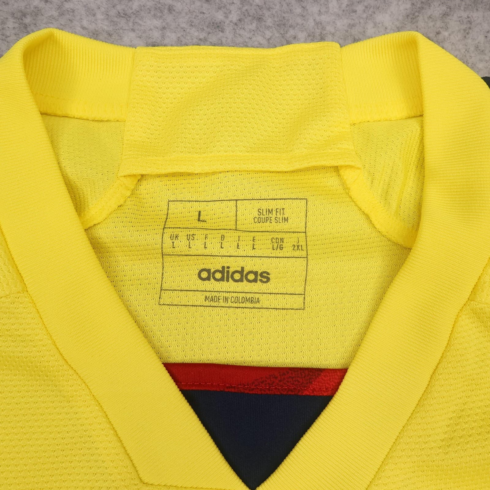 Colombia Home Shirt Mens Large Yellow 2022 2023 Football Adidas Soccer Jersey photo 5