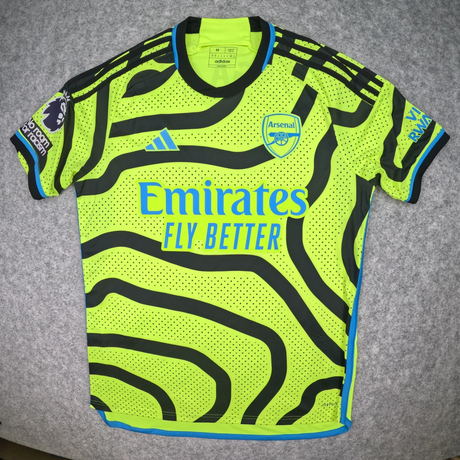 Arsenal Football Shirt Medium Yellow Away 2023 2024 adidas Martin Ødegaard photo 2