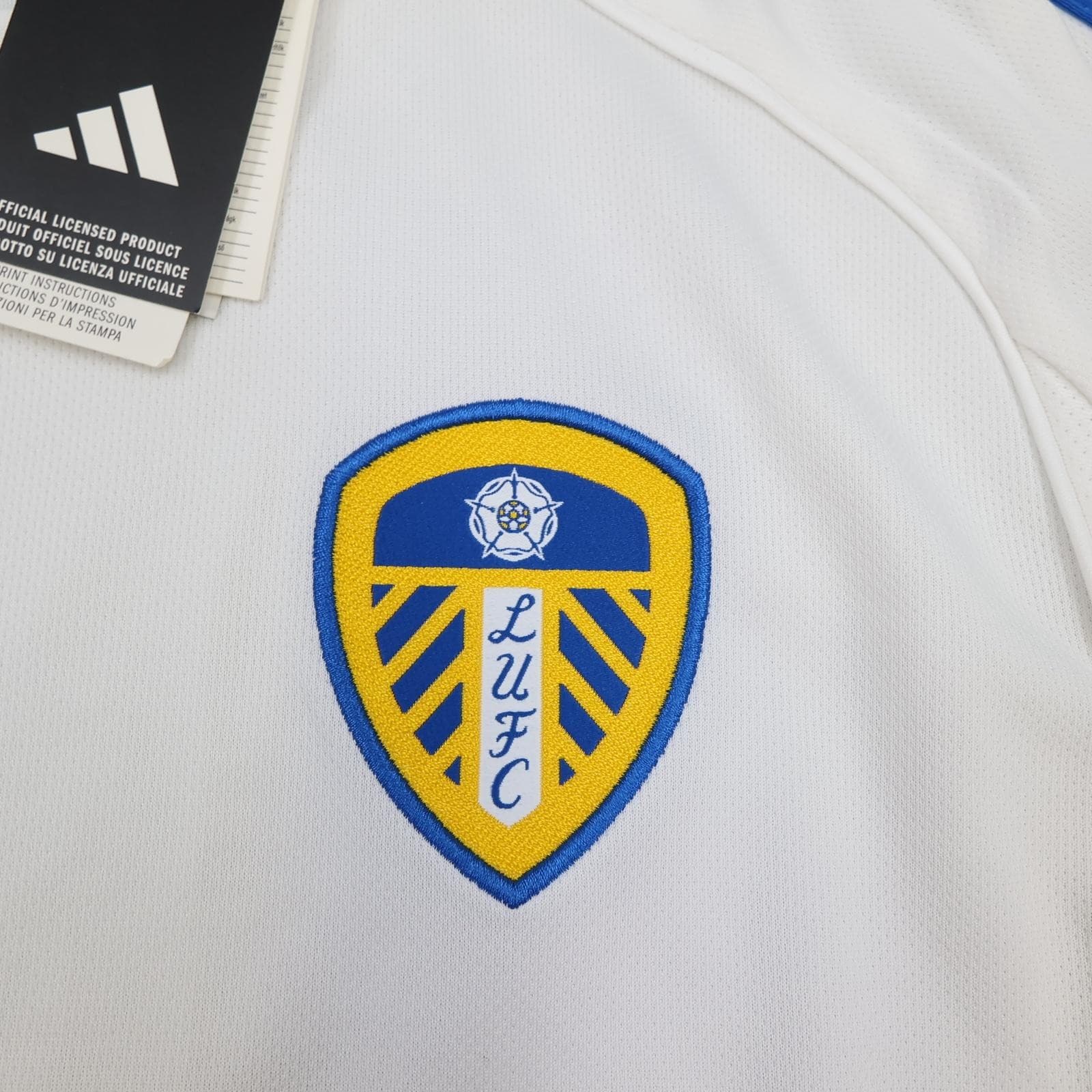Leeds United Shirt Mens Medium White Home 2025 202 Adidas Red Bull Soccer Jersey photo 4