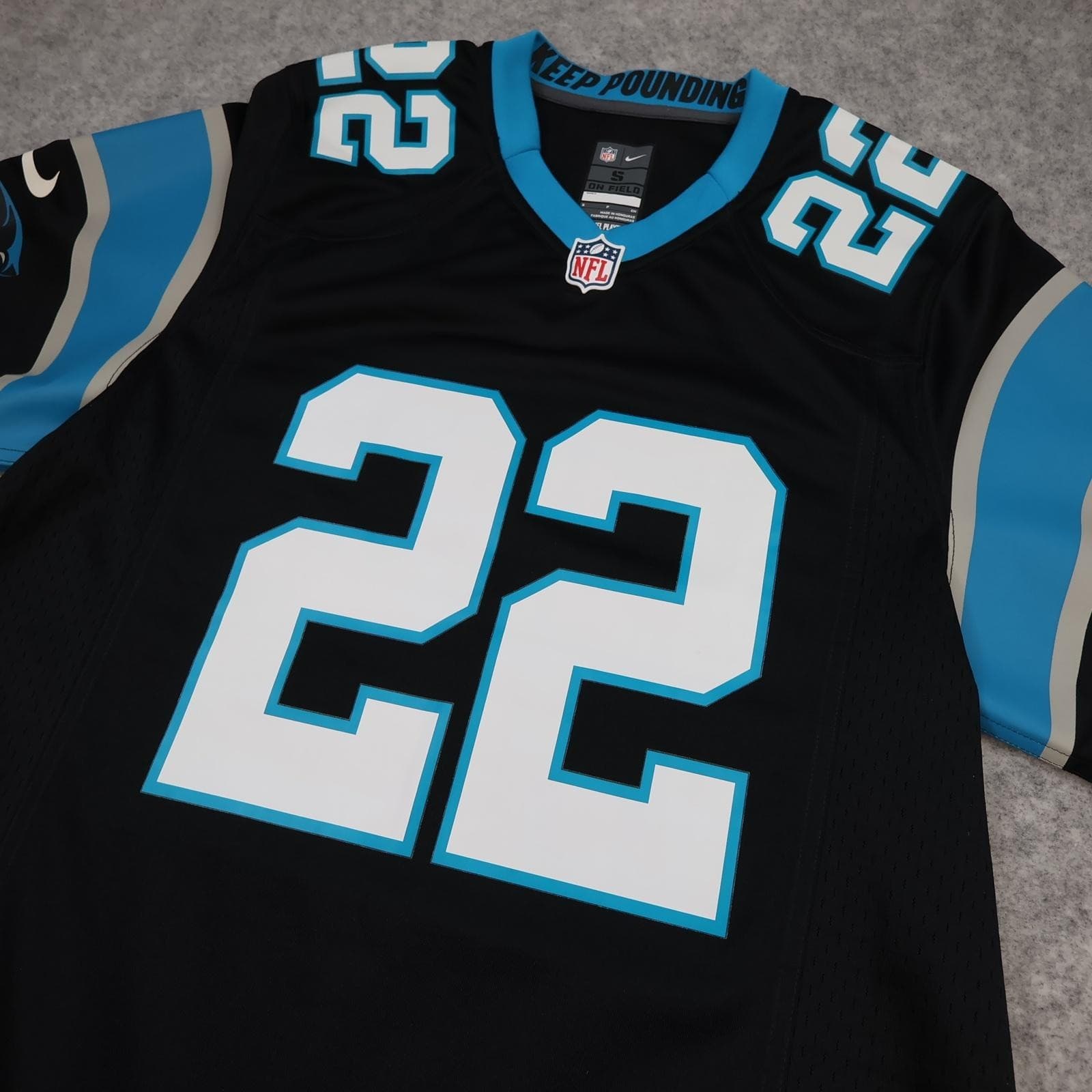 Carolina Panthers Shirt Mens Small Black NFL 2017 2018 Nike McCaffrey 22 Jersey photo 3