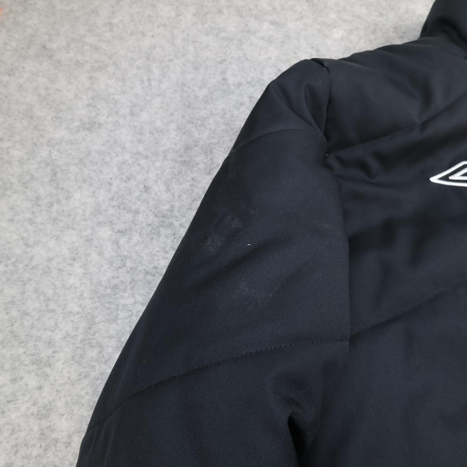 Manchester City Jacket Mens Large Black EPL Football Umbro Etihad Bench Coat photo 8