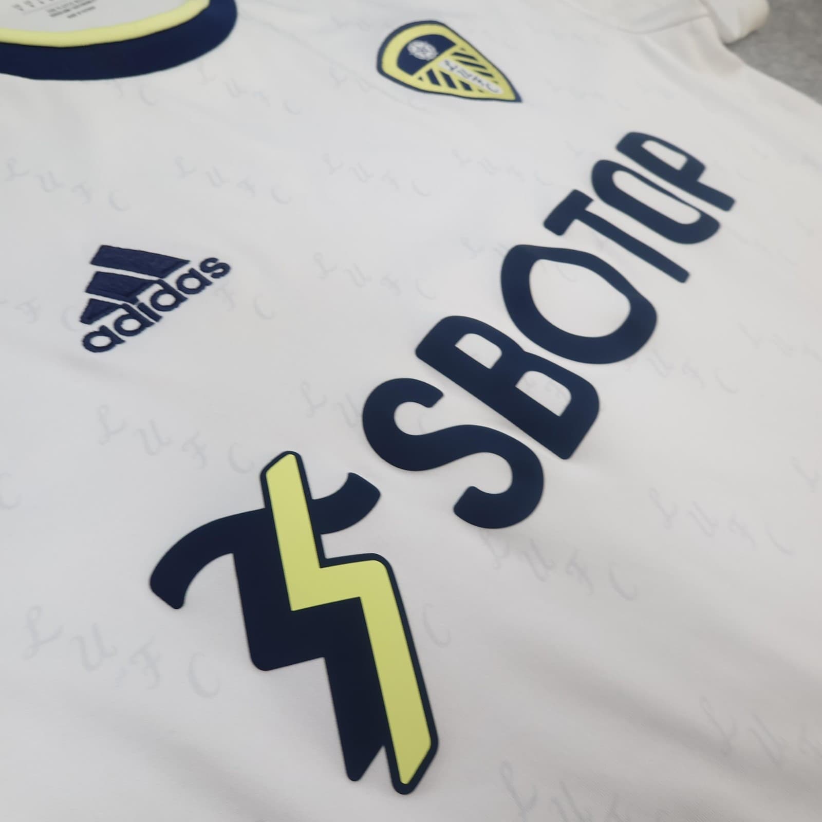 Leeds United Shirt Mens Medium White Home 2022 2023 EPL Football Adidas SBOTOP photo 7