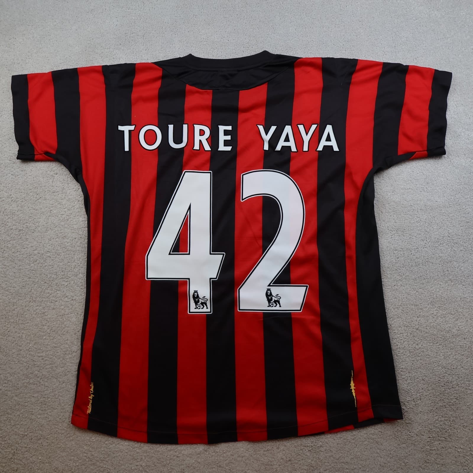 Manchester City Shirt Large Red Away Kit 2011 2012 Yaya Toure Jersey 42" Jersey