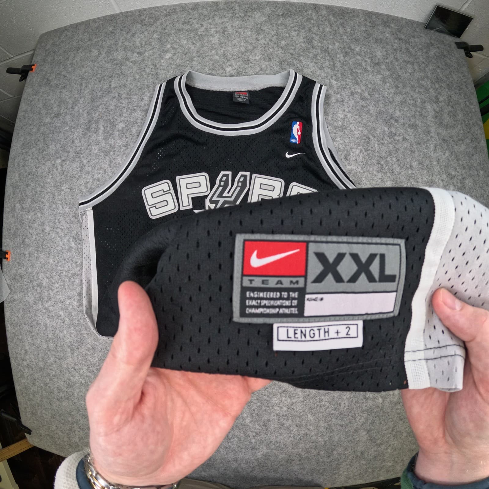 Vintage San Antonio Spurs Basketball Jersey 2XL Black Nike Tim Duncan 21 90s photo 3