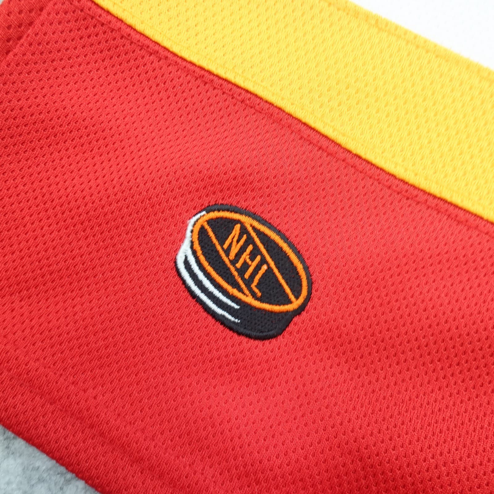 Vintage Calgary Flames Jersey Large Red NHL 90s Hockey Shirt CCM Jarome Iginla photo 12