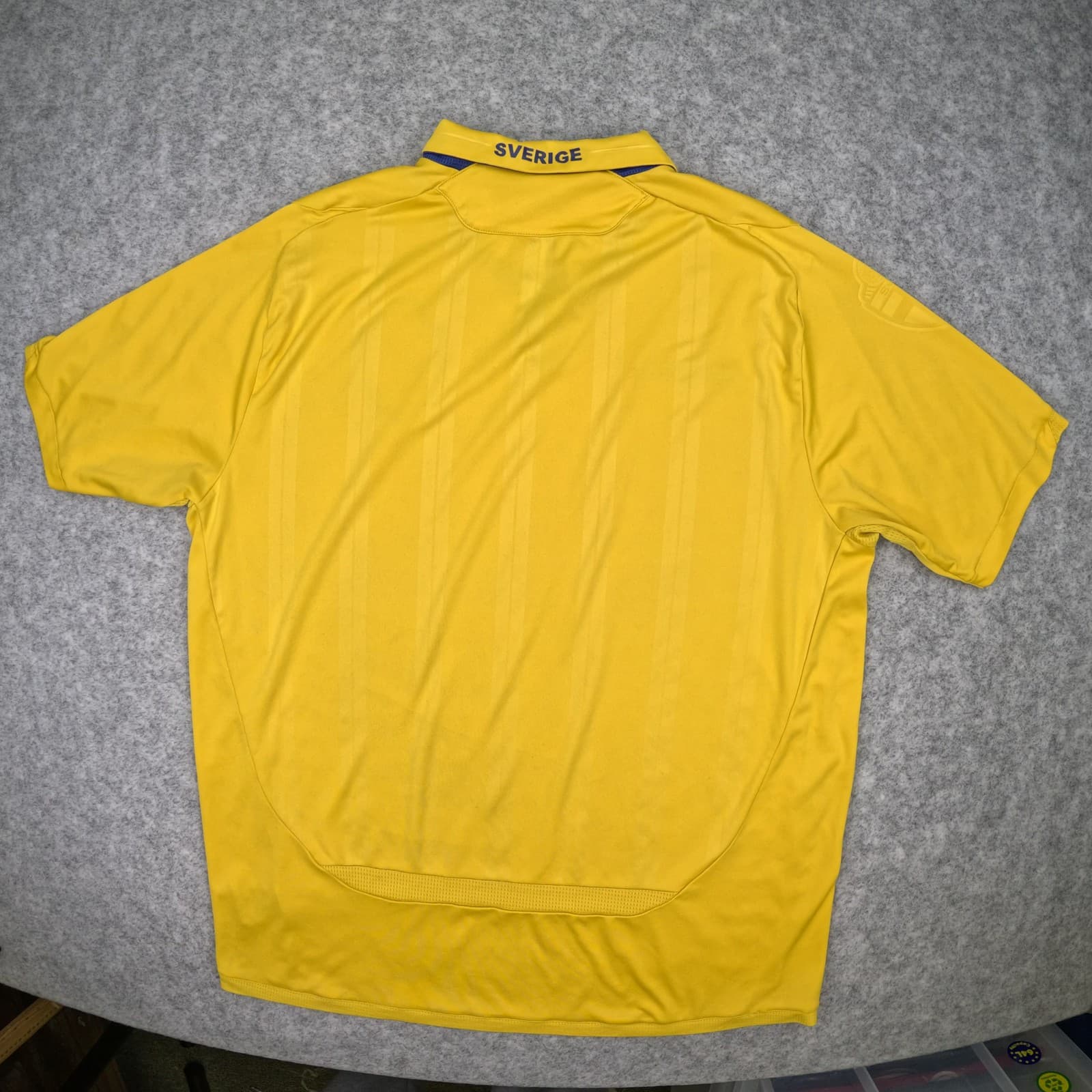 Sweden Football Shirt Large Yellow Home 2009 2010 Umbro Soccer Jersey photo 3