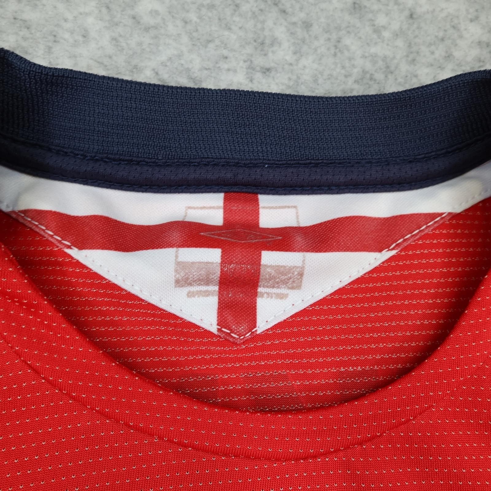 Vintage England Away Shirt Mens Large Red 2004 2006 Football Umbro Beckham Lions photo 12