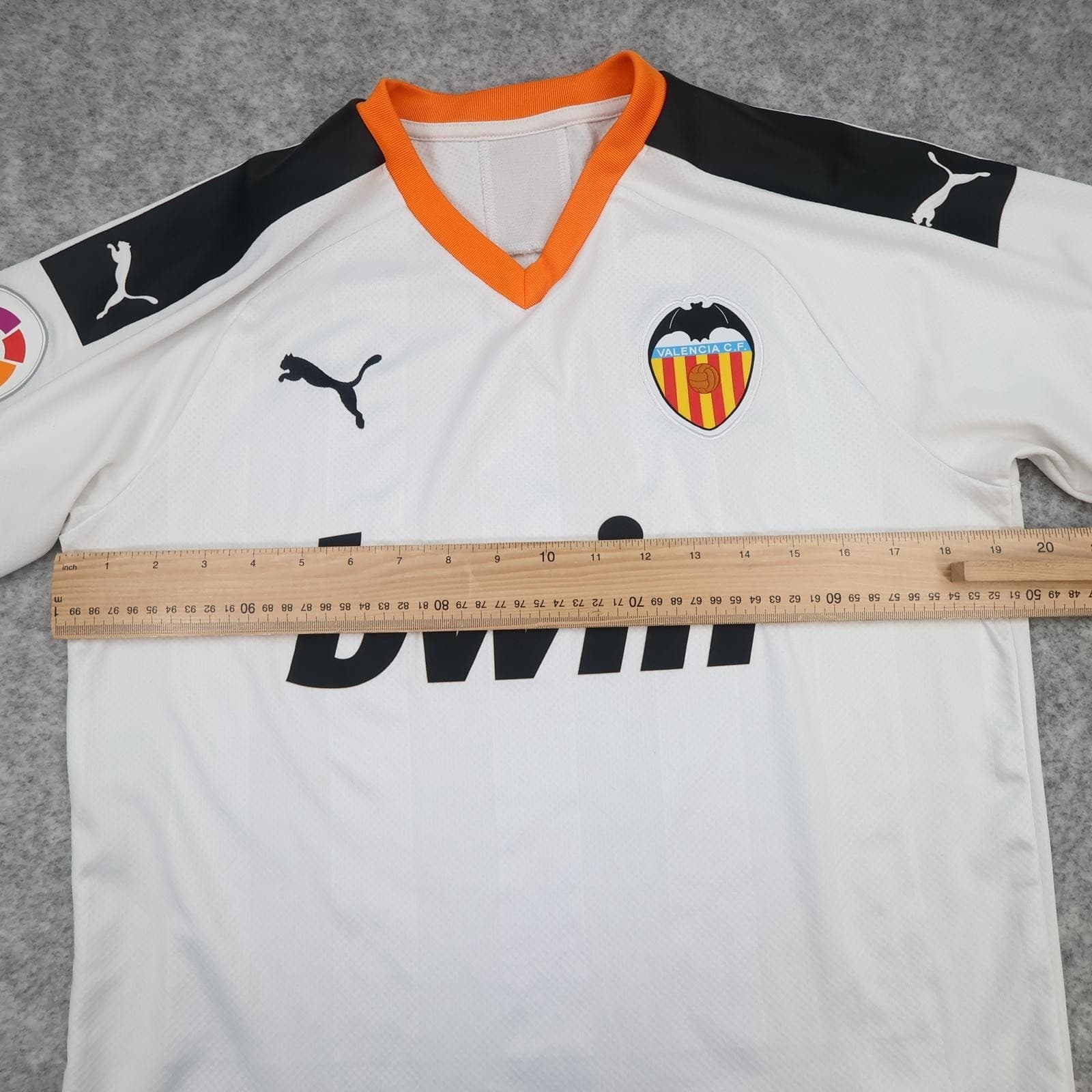 Valencia CF Shirt Mens Medium White Home 2019 2020 La Liga Soccer Jersey Puma photo 11