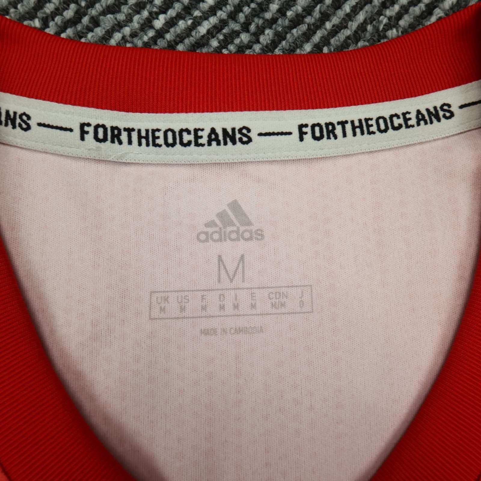 Real Madrid Shirt Medium Pink Third Kit 2018 2019 Adidas Soccer Jersey photo 9