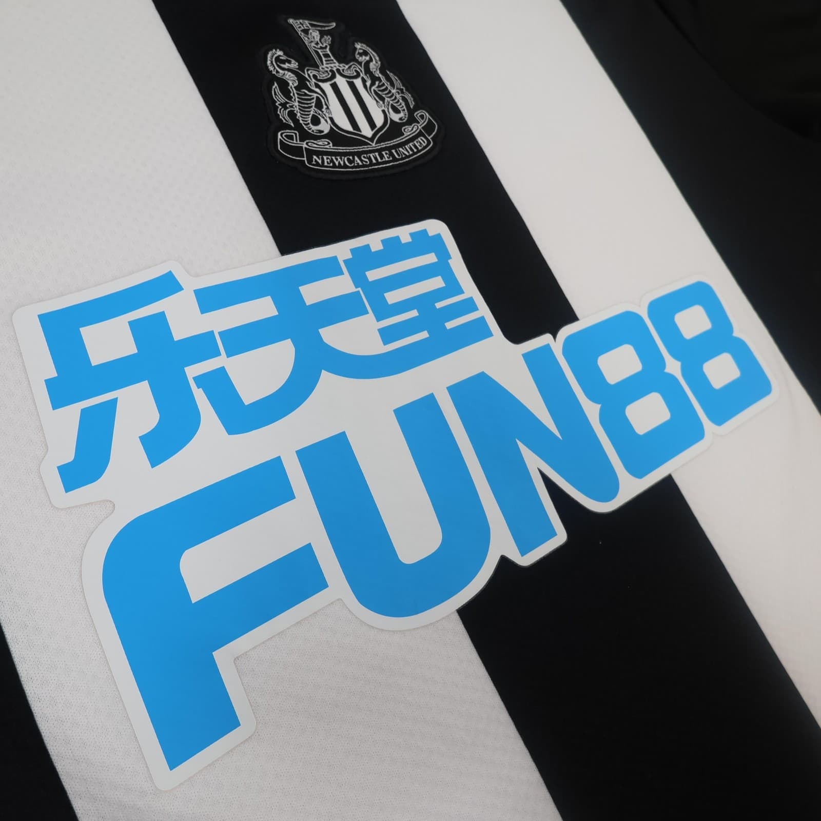 Newcastle United Shirt Mens 2XL Black Home 2019 2020 Football Puma FUN88 Jersey photo 5