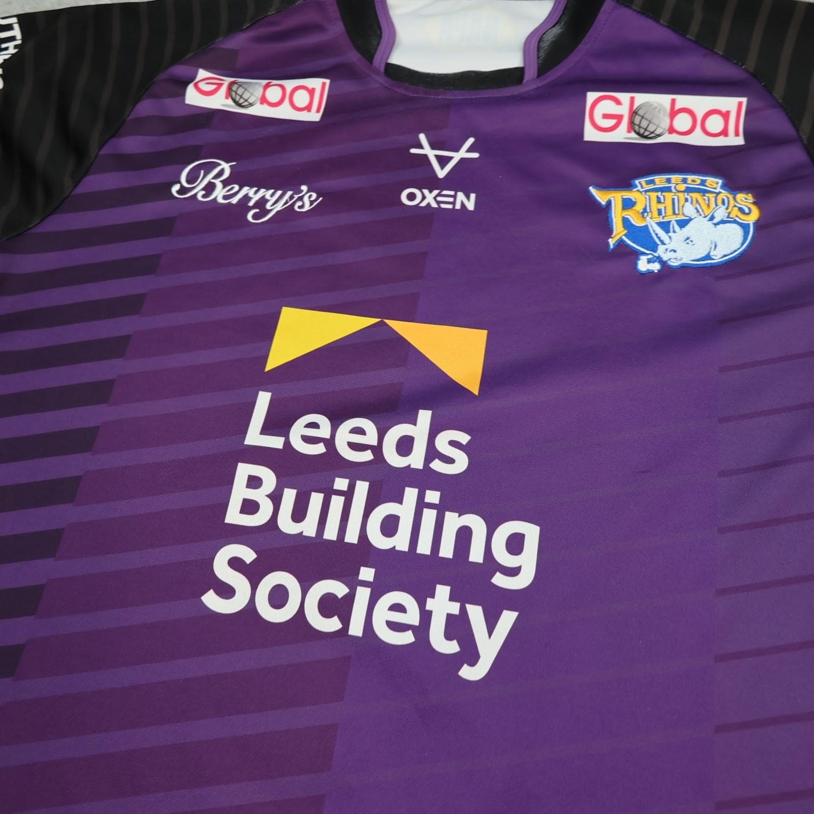 Leeds Rhinos Rugby Shirt Mens XL Purple Rugby League Oxen 2021 Away photo 3