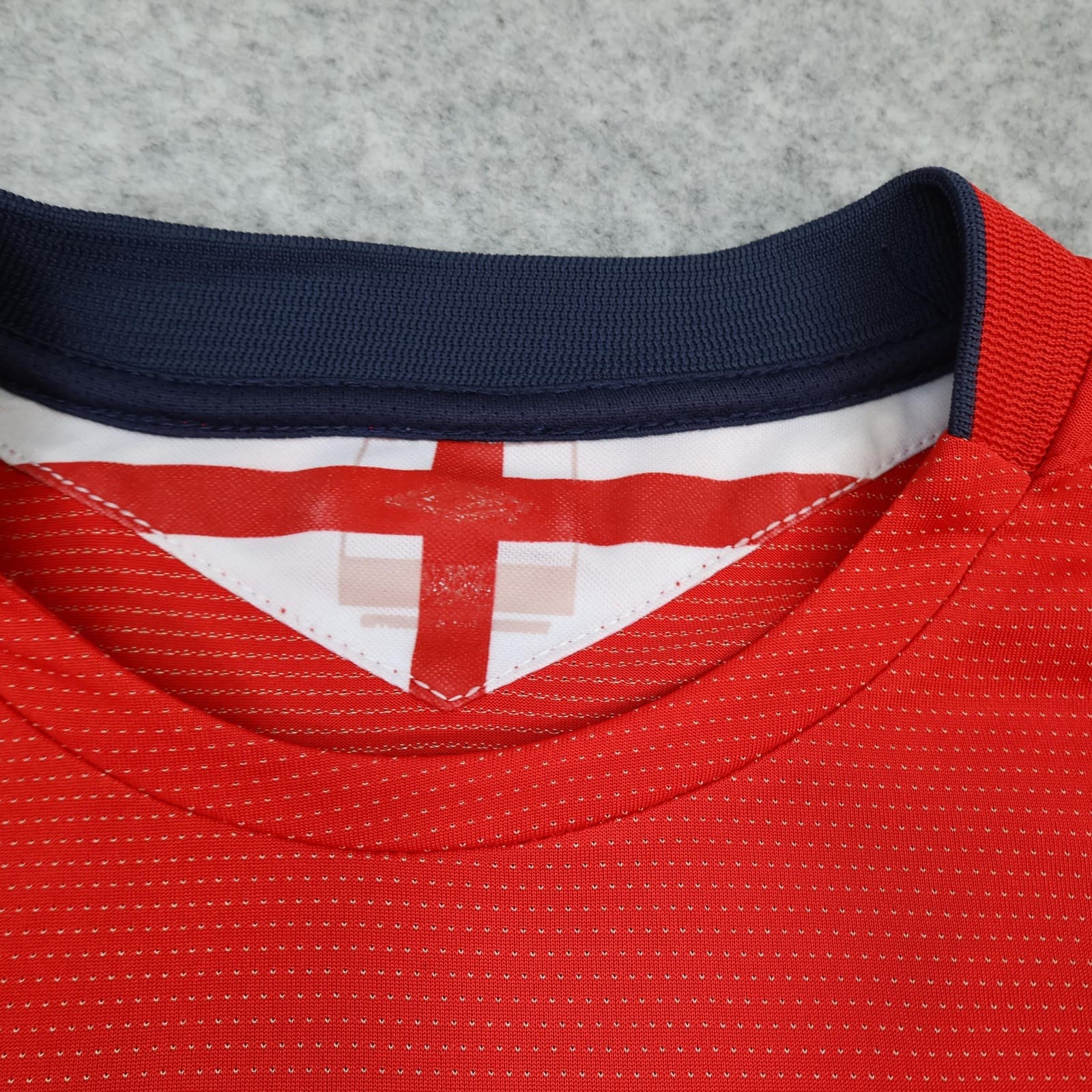 Vintage England Away Shirt Mens Medium Red 2004 2006 Umbro David Beckham Jersey photo 7