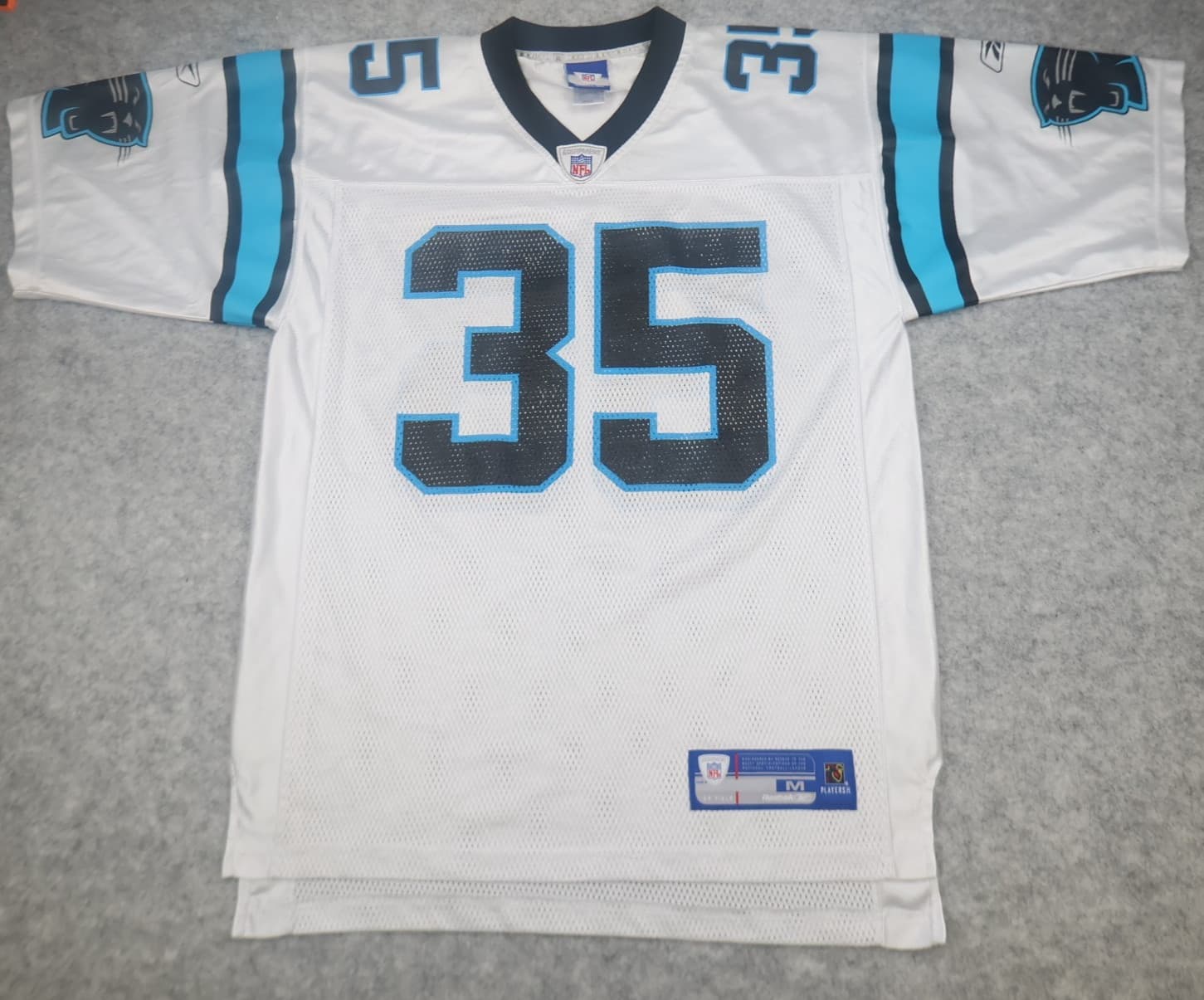 Carolina Panthers Jersey Medium White Shirt NFL Reebok Eric Shelton Mens 35 photo 2