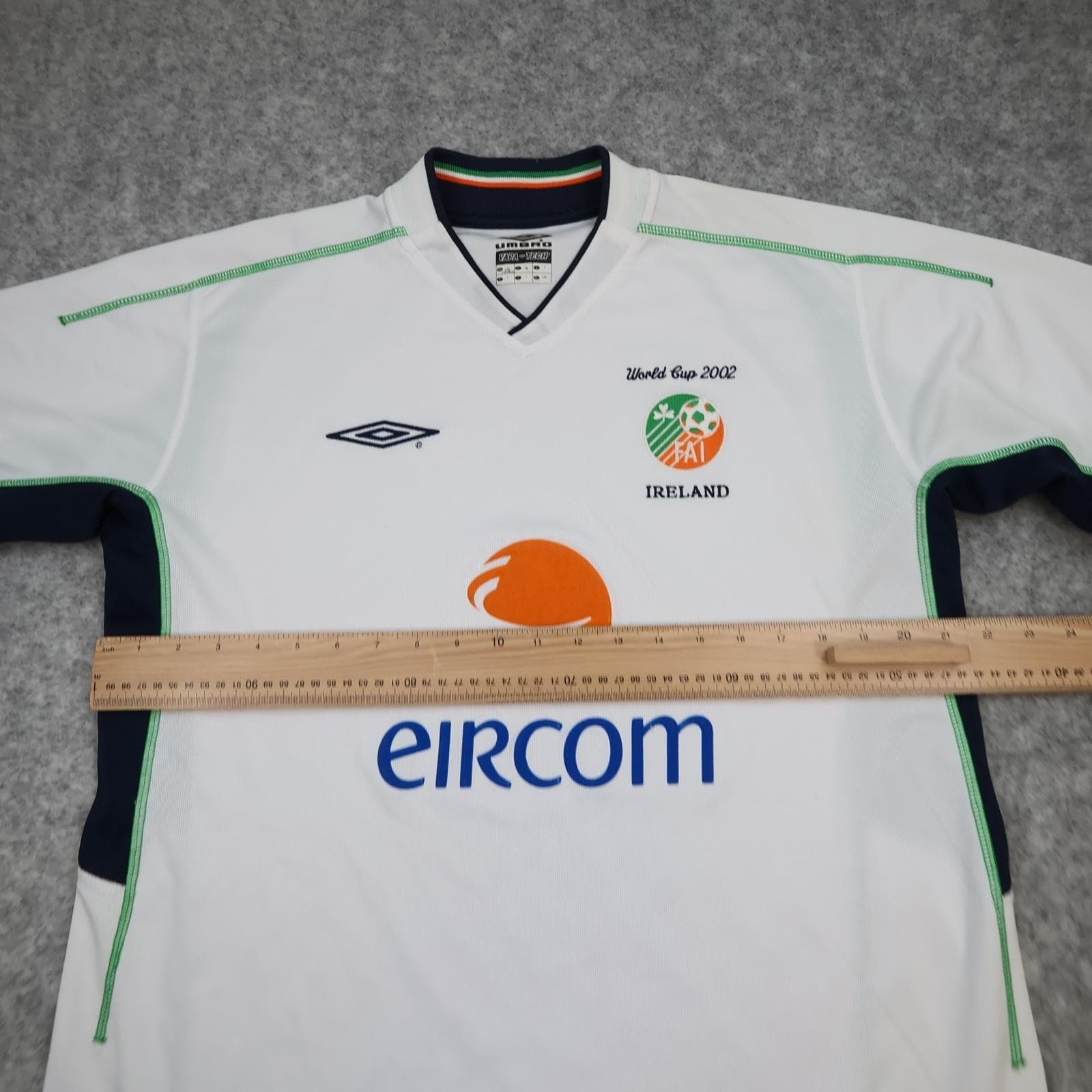 Vintage Ireland Away Shirt Mens Large White 2002 Football Umbro Eircom Jersey photo 10