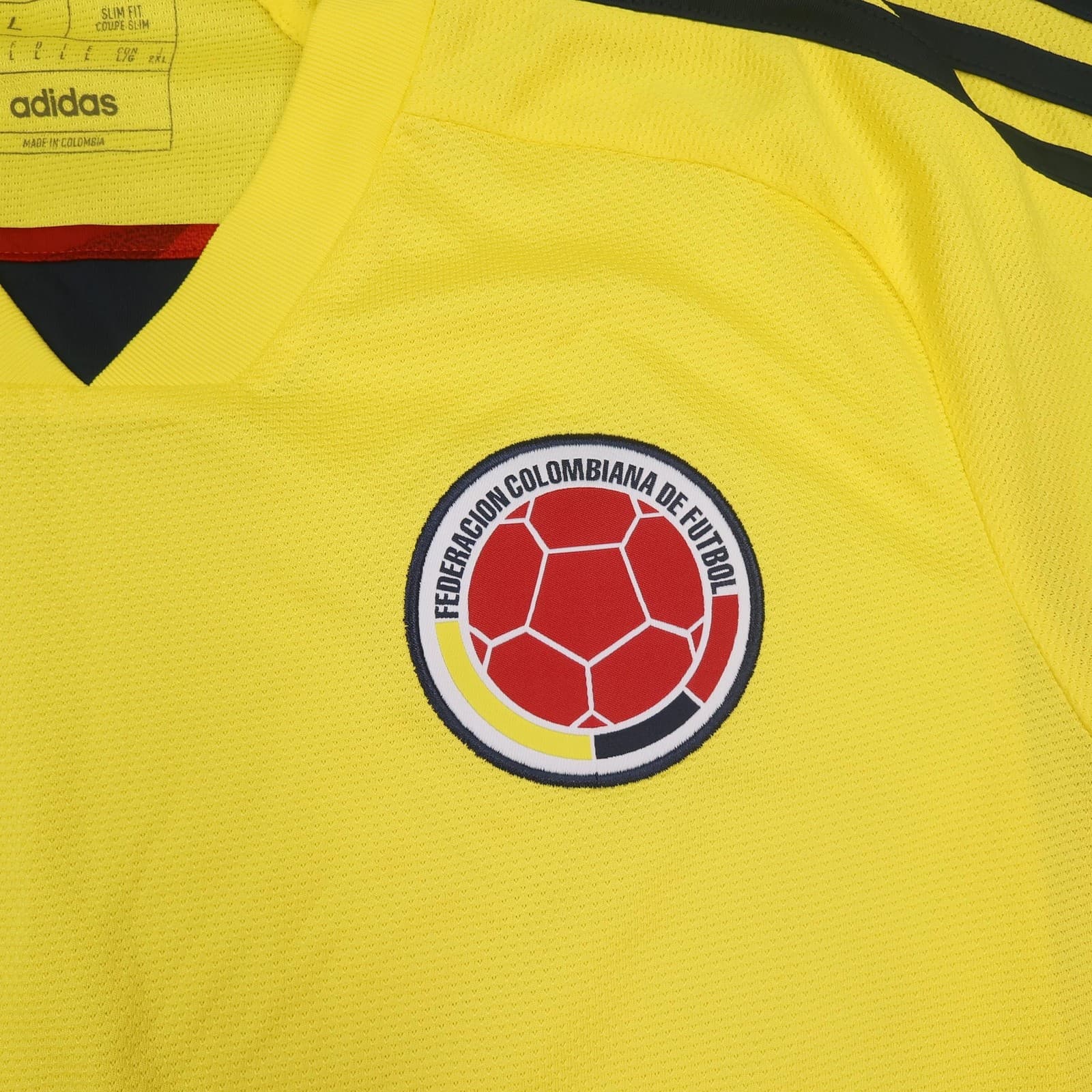 Colombia Home Shirt Mens Large Yellow 2022 2023 Football Adidas Soccer Jersey photo 3