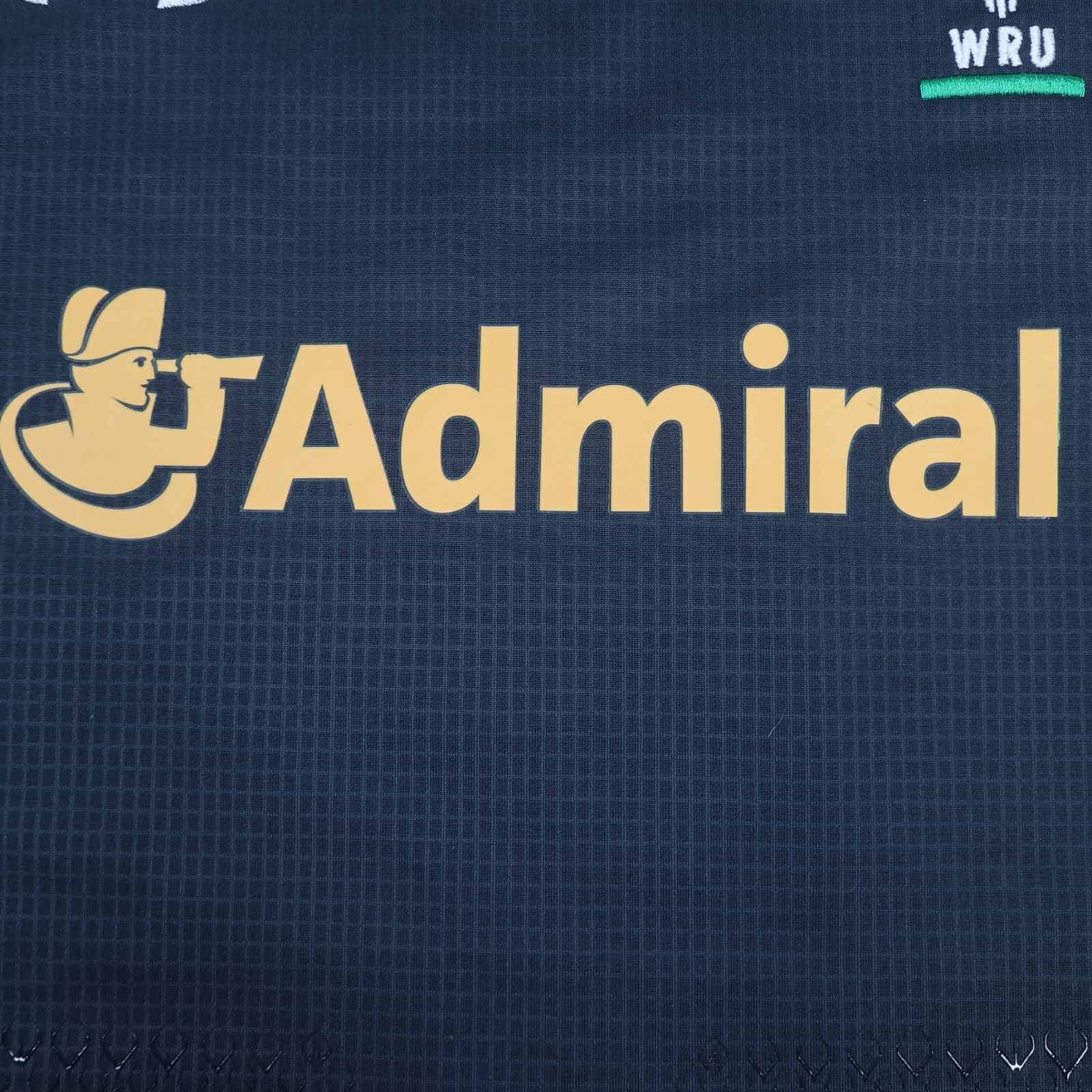 Wales Rugby Shirt Extra Large Black Away Kit 2015 2016 Under Armour Jersey photo 7