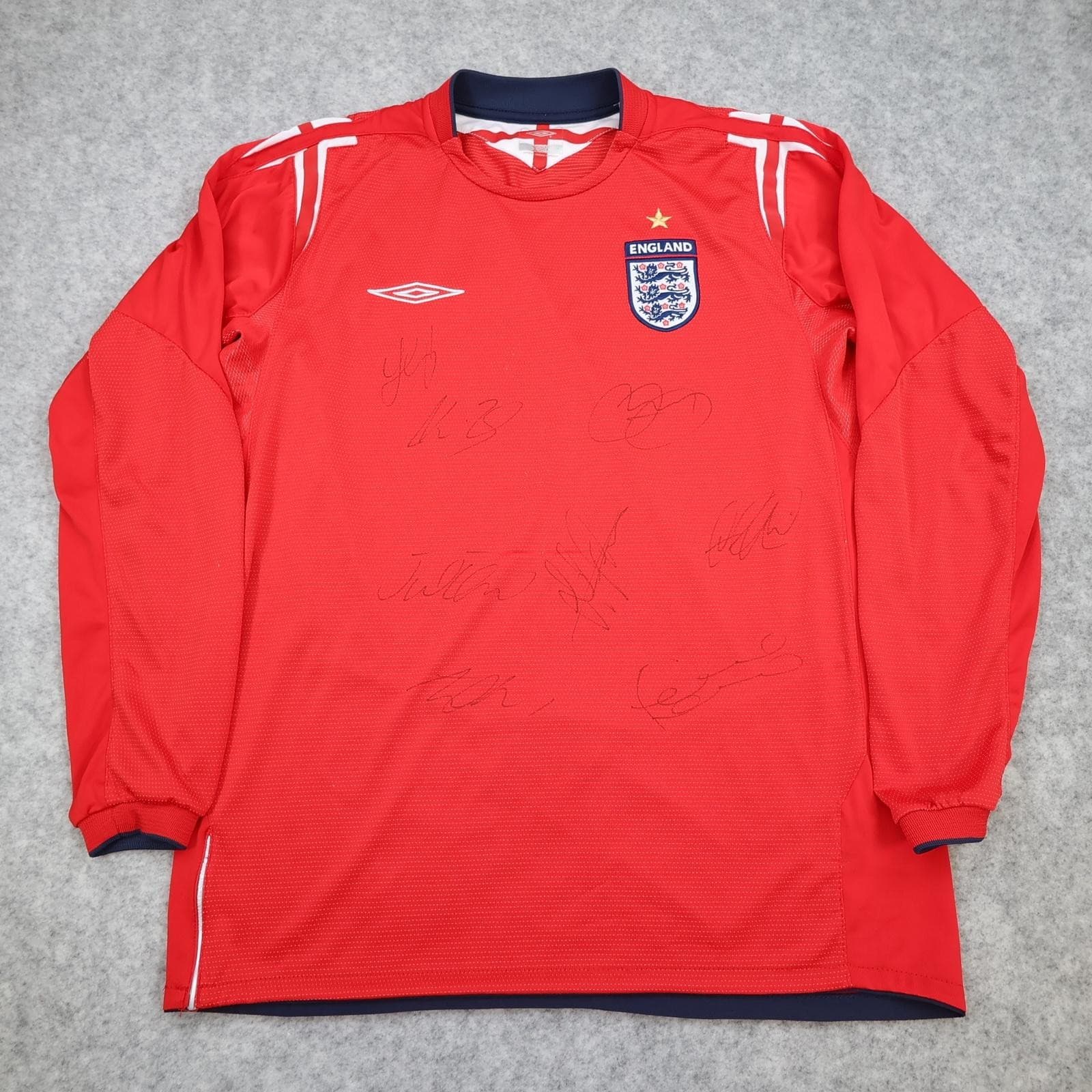 Vintage England Shirt Mens Medium Red 2004 2006 Football Umbro Signed