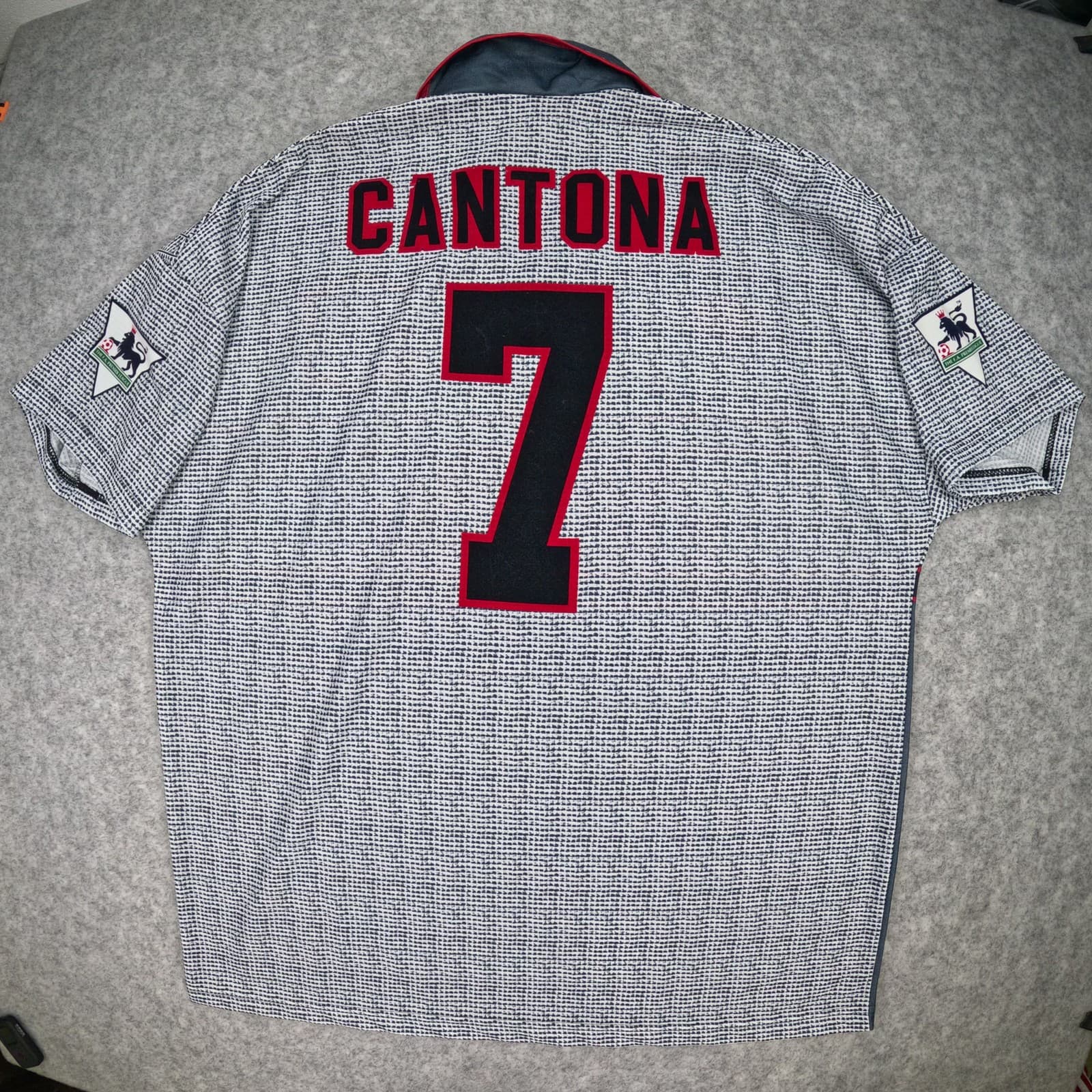 Manchester United Football Shirt Large Away 1995 1996 Umbro Cantona 7 Jersey
