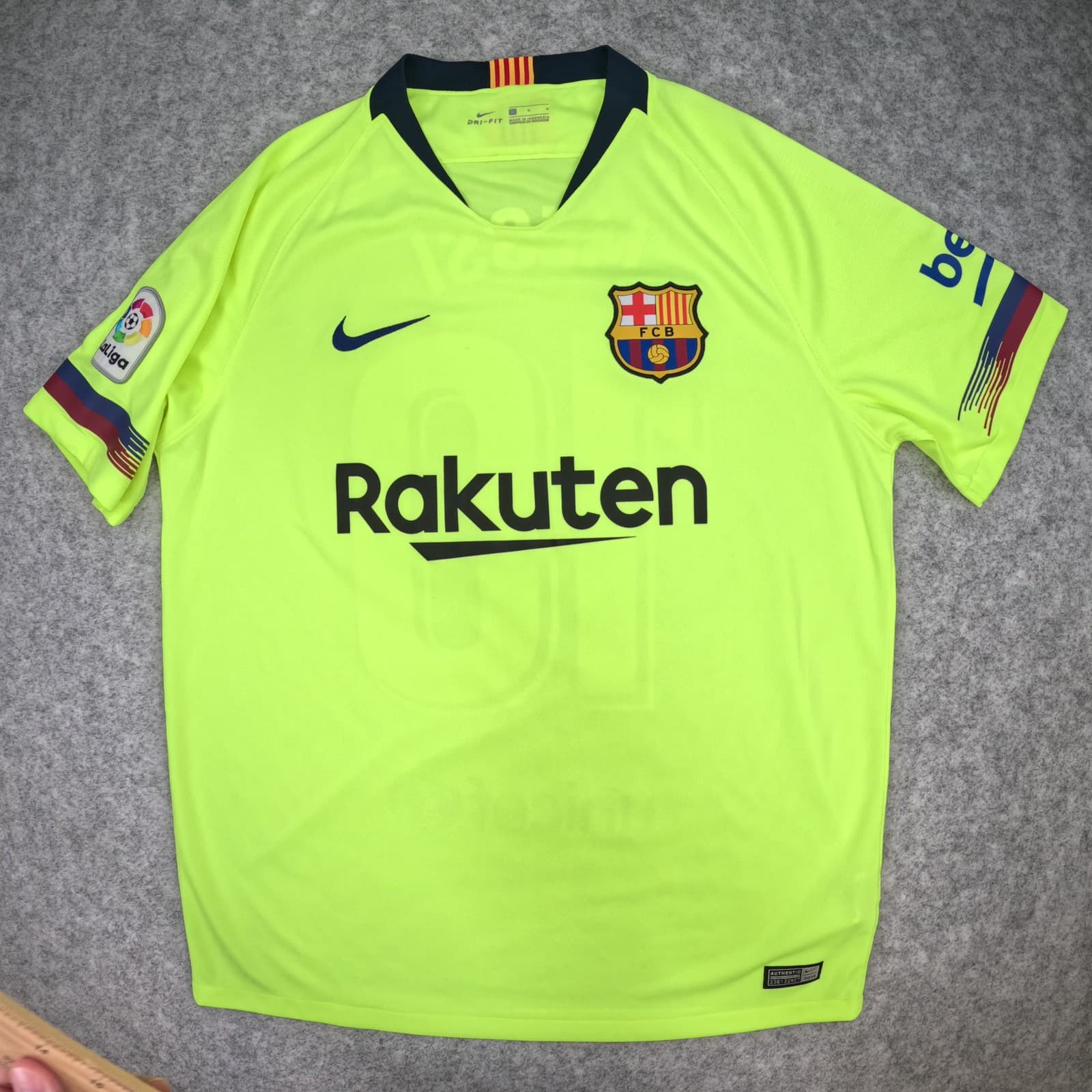 Barcelona Football Shirt Large Yellow Away 2018 2019 Nike Messi 10 918990-703 photo 2