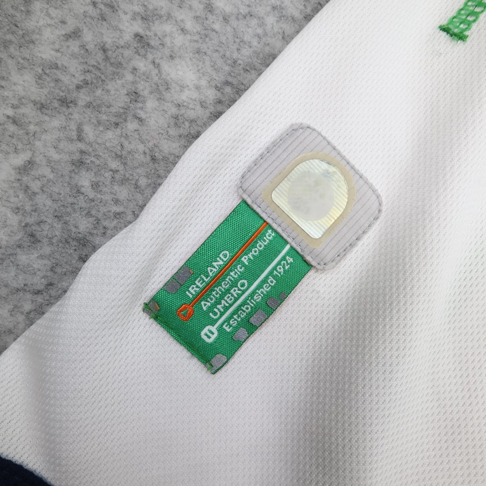 Vintage Ireland Away Shirt Mens Large White 2002 Football Umbro Eircom Jersey photo 8