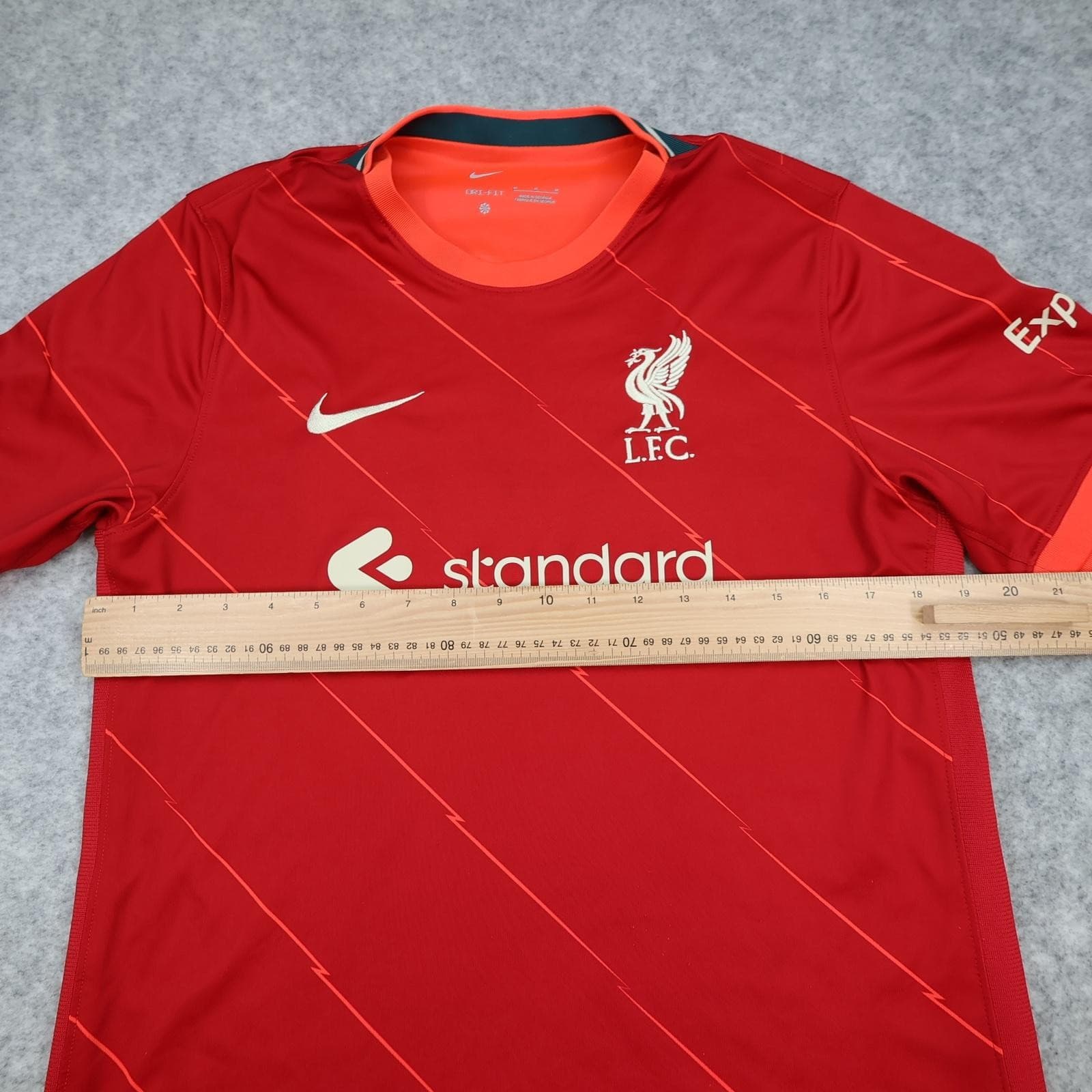 Liverpool Shirt Mens Medium Red Home 2021 2022 Nike Standard Chartered photo 10
