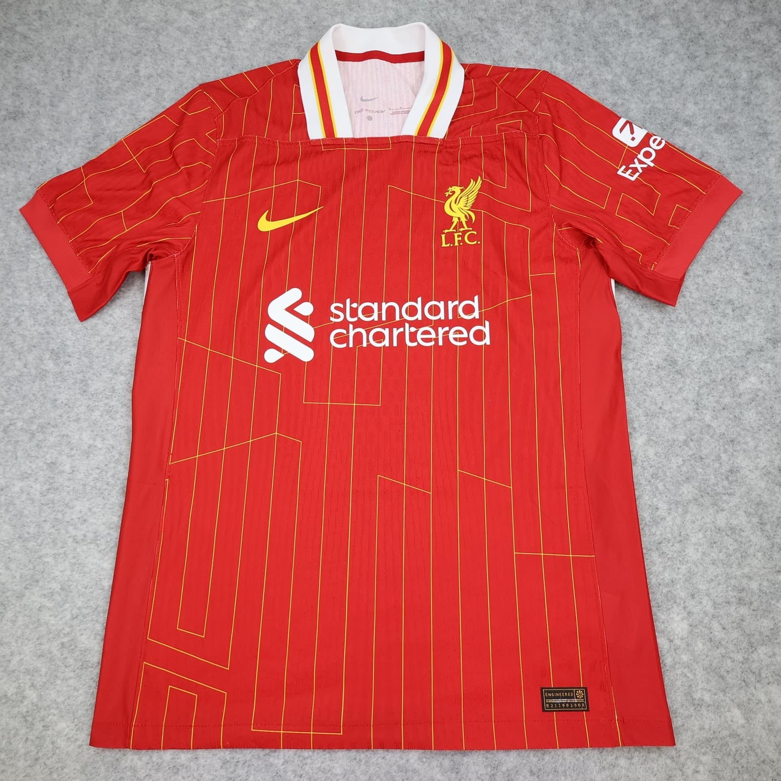 Liverpool Shirt Medium Red Home 2024 2025 ADV Nike Soccer Jersey Salah 11 photo 2