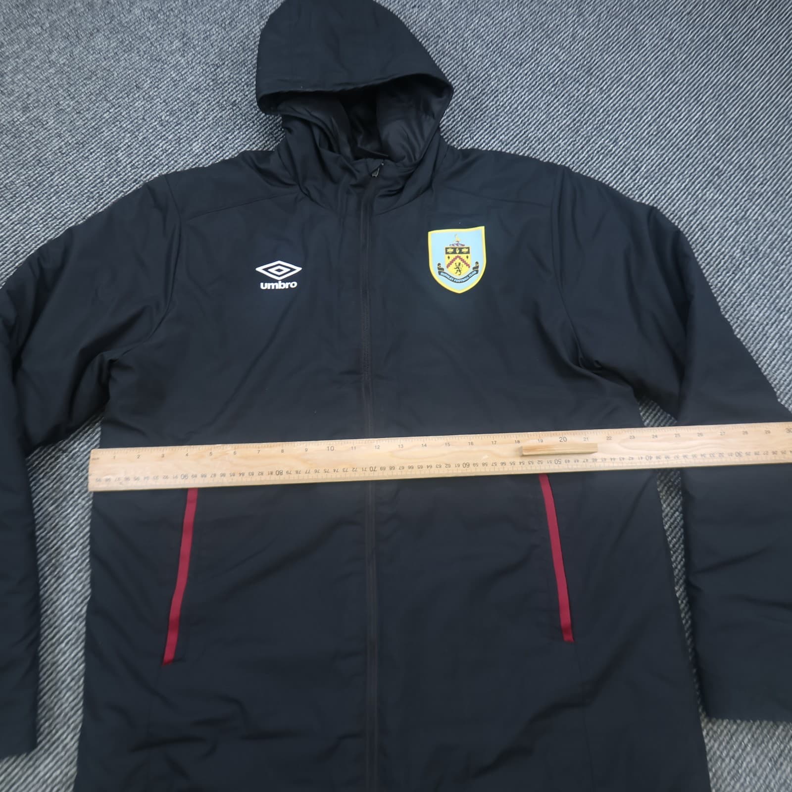 Burnley Jacket Extra Large Black Winter Umbro 2019 2020 Padded Long Bench Coat photo 7