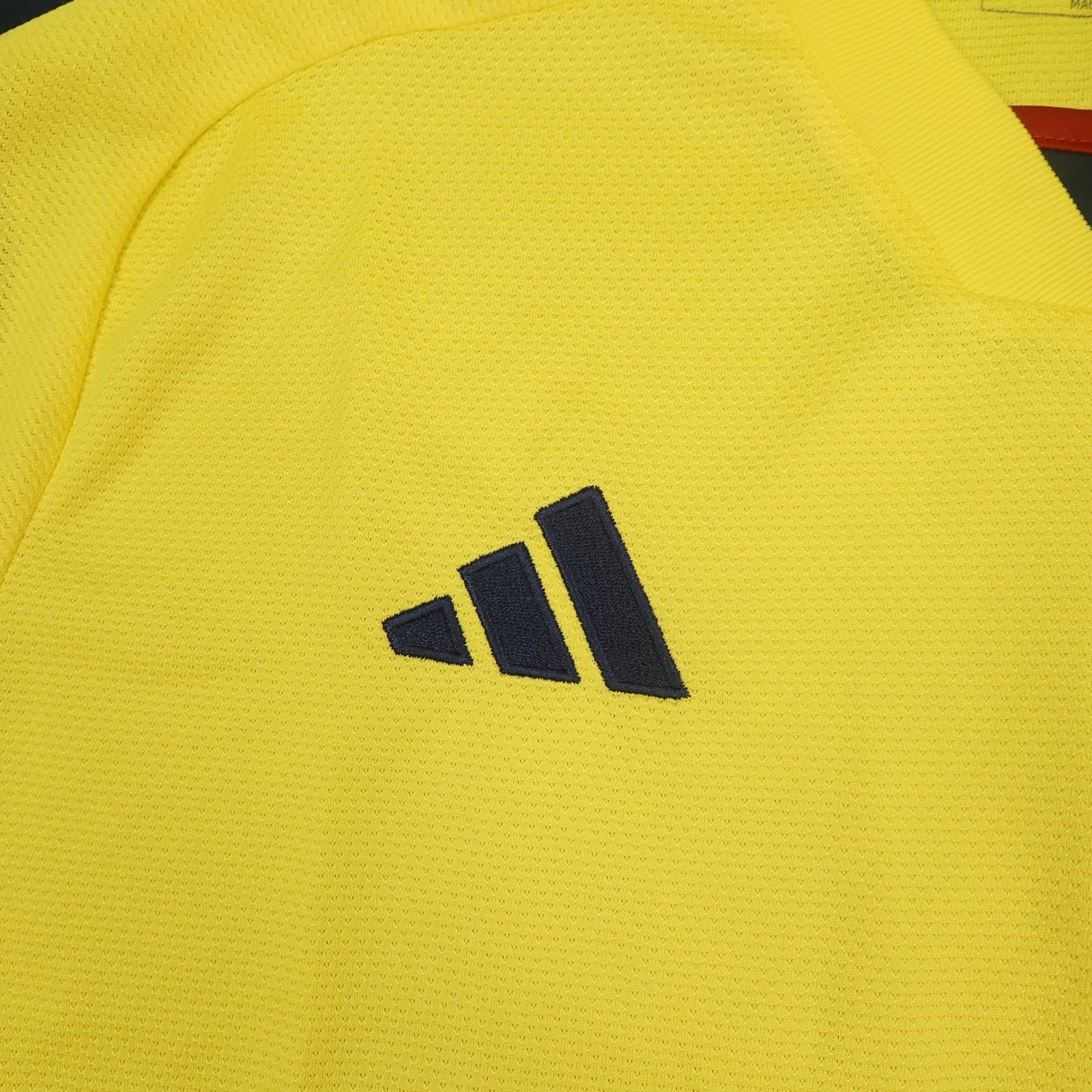 Colombia Home Shirt Mens Large Yellow 2022 2023 Football Adidas Soccer Jersey photo 4